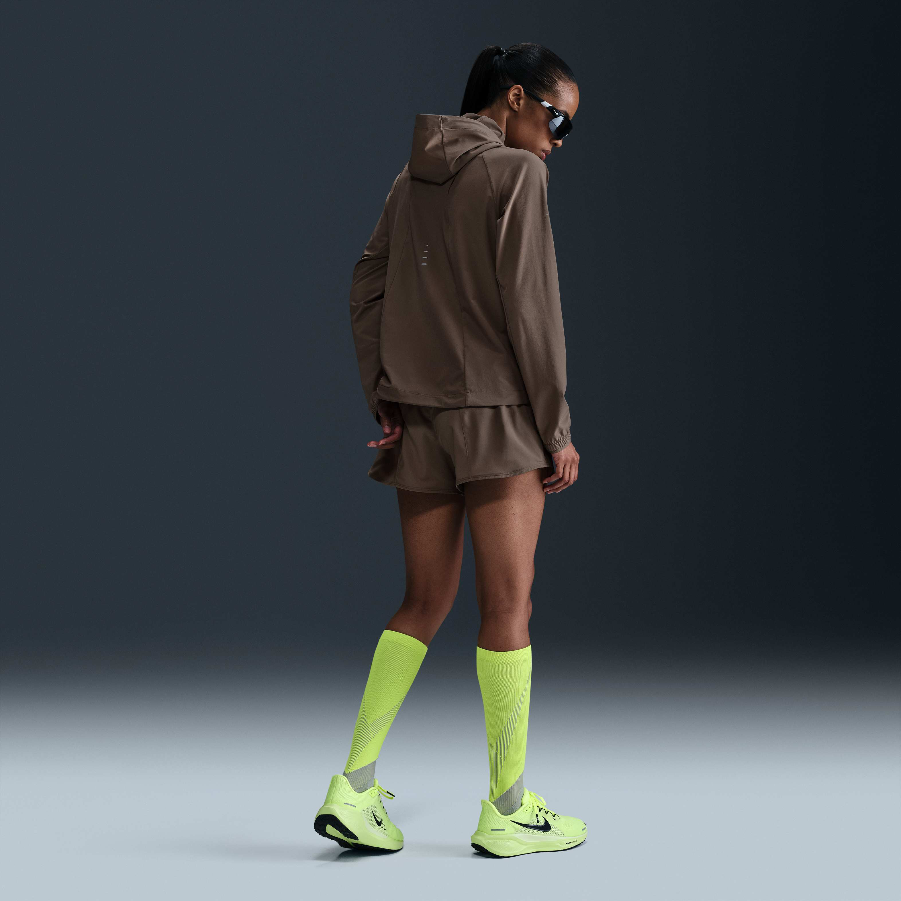 نايكي سويفت image number 4