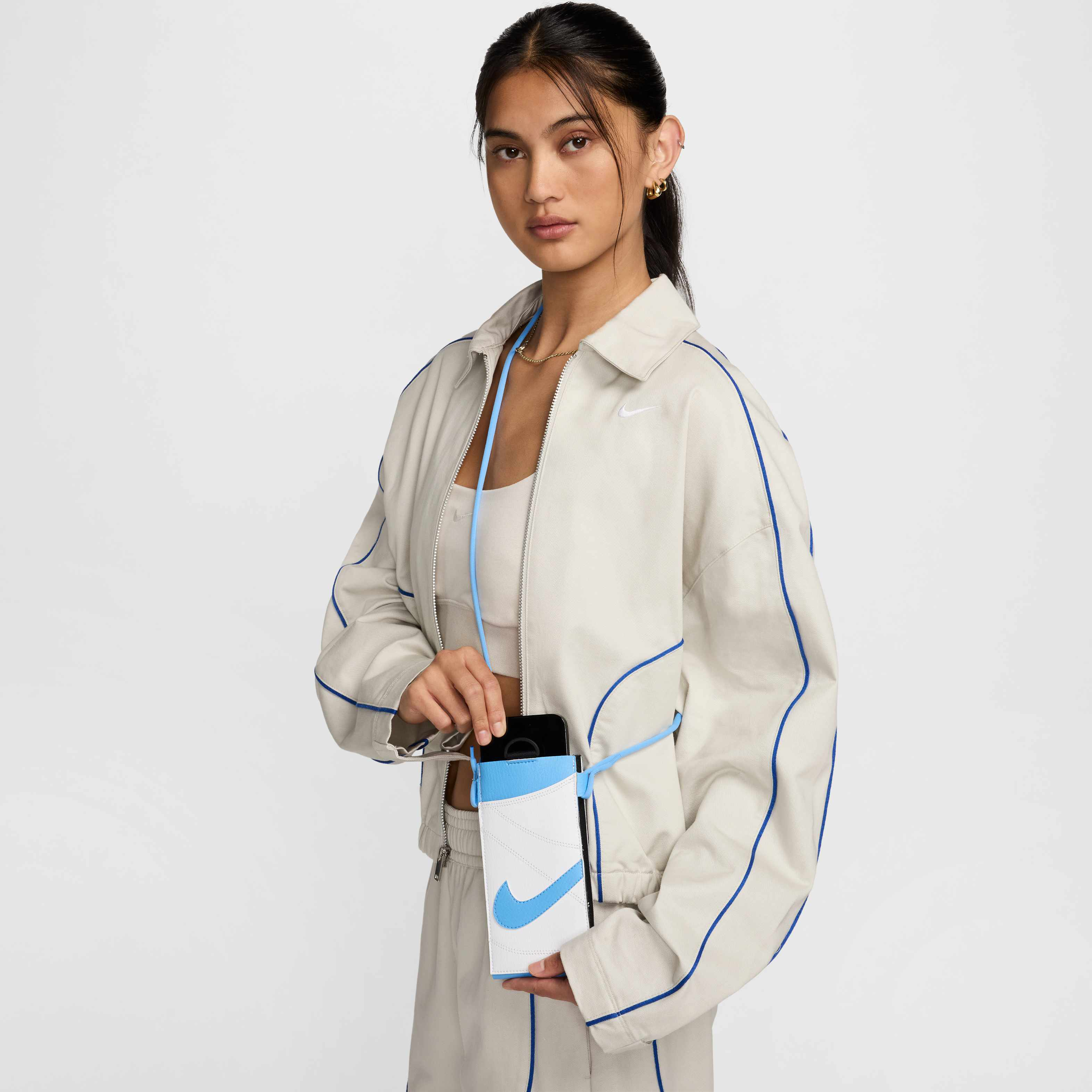 Nike Premium image number 0