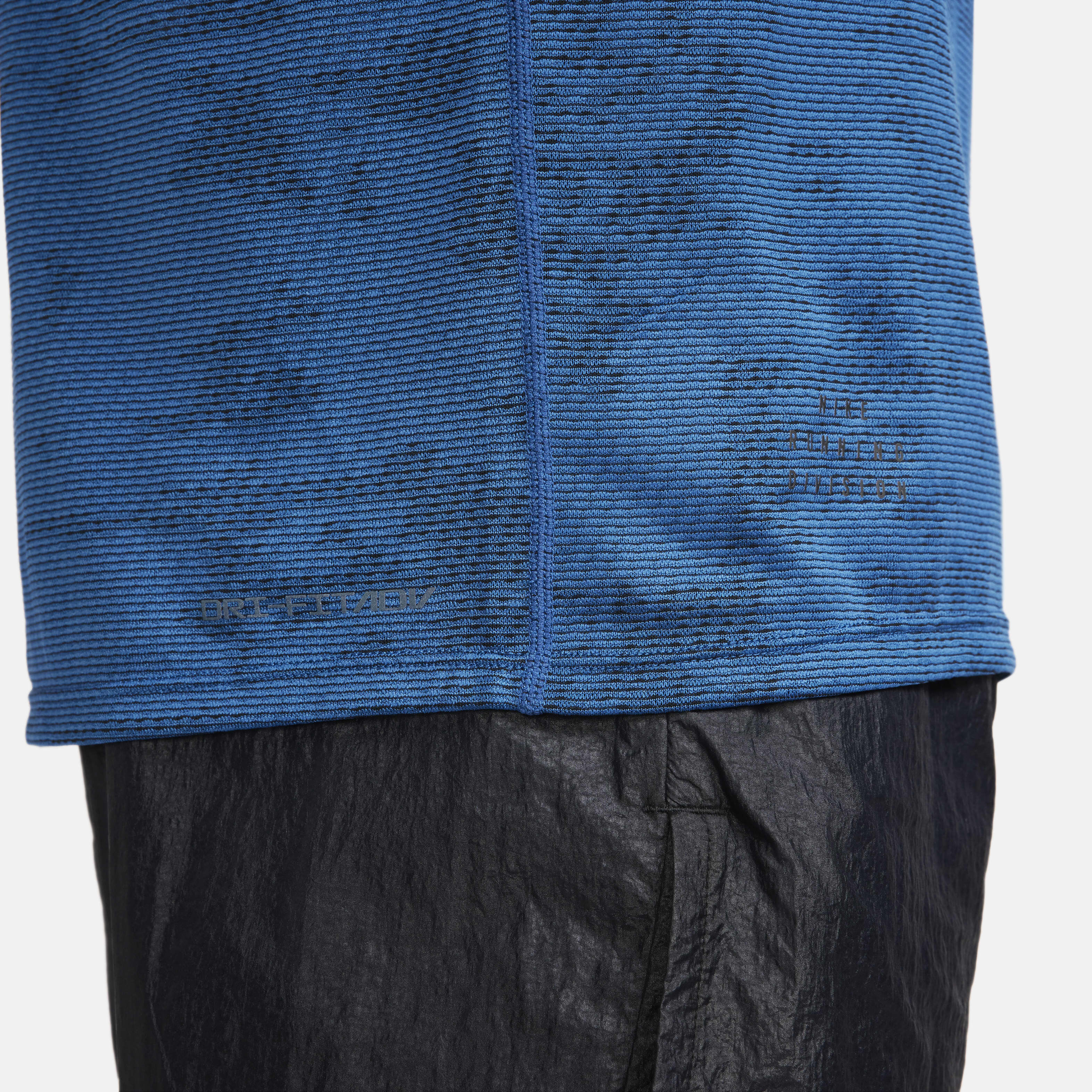 Nike Running Division image number 4