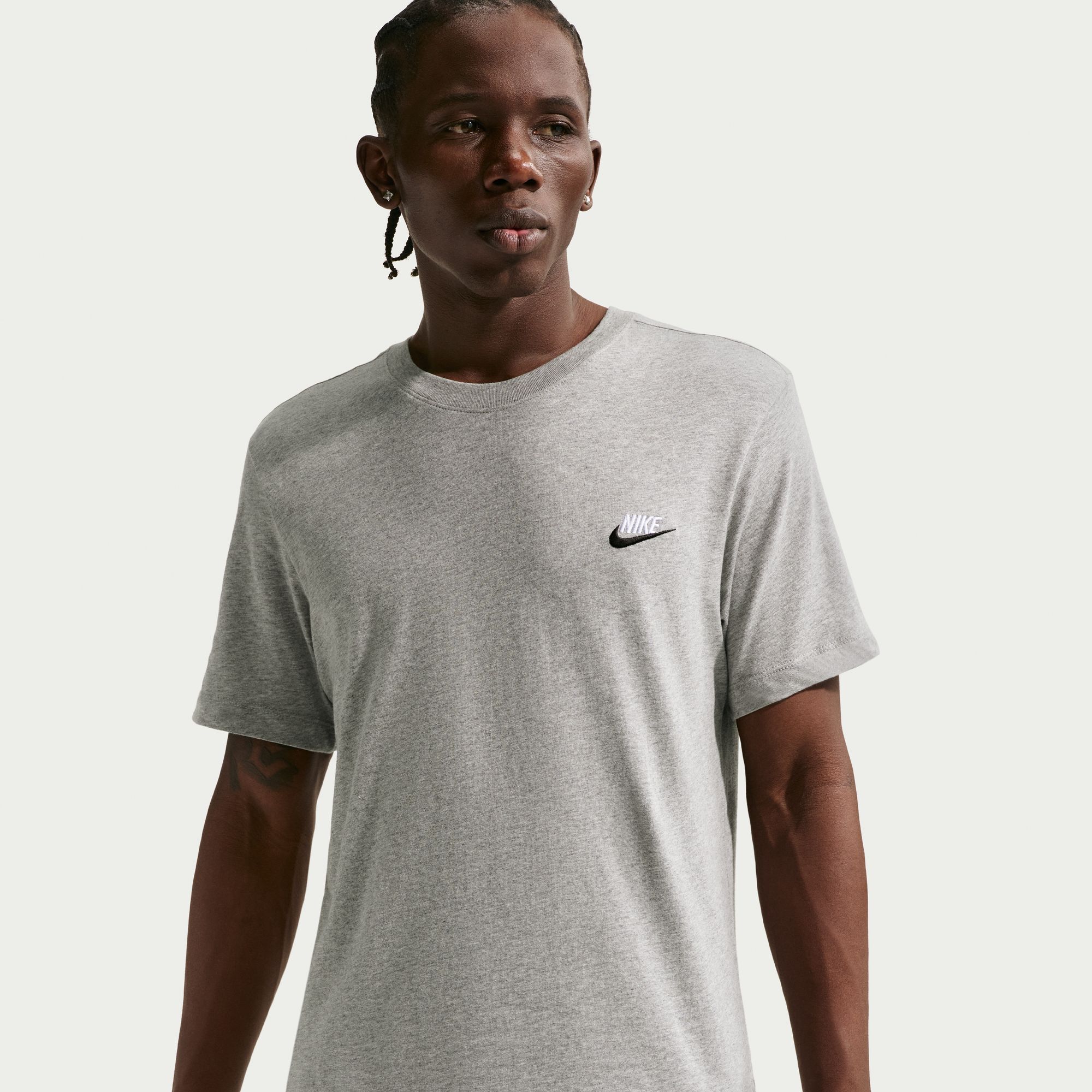 Nike Sportswear Club image number 1