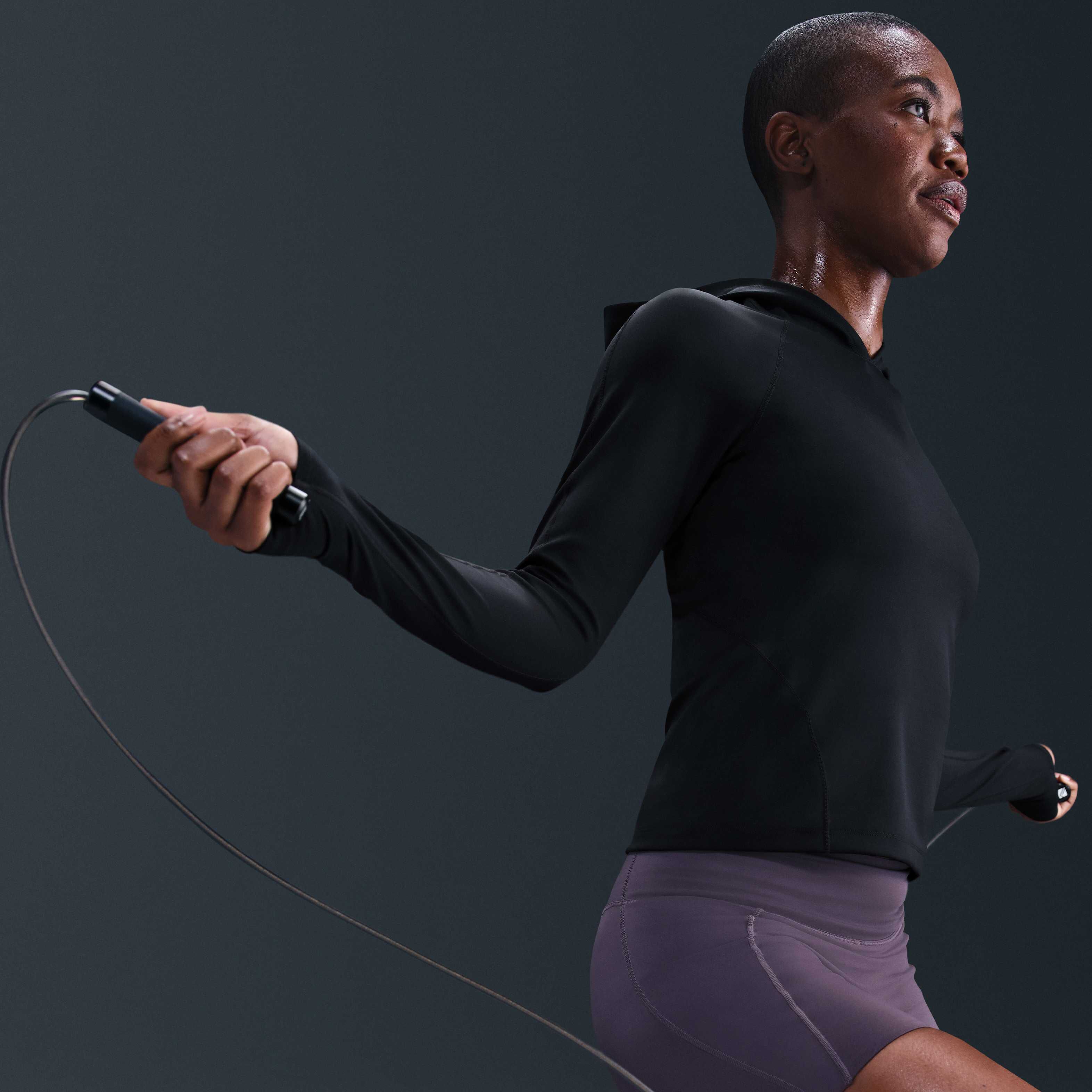 Nike Universa image number 2