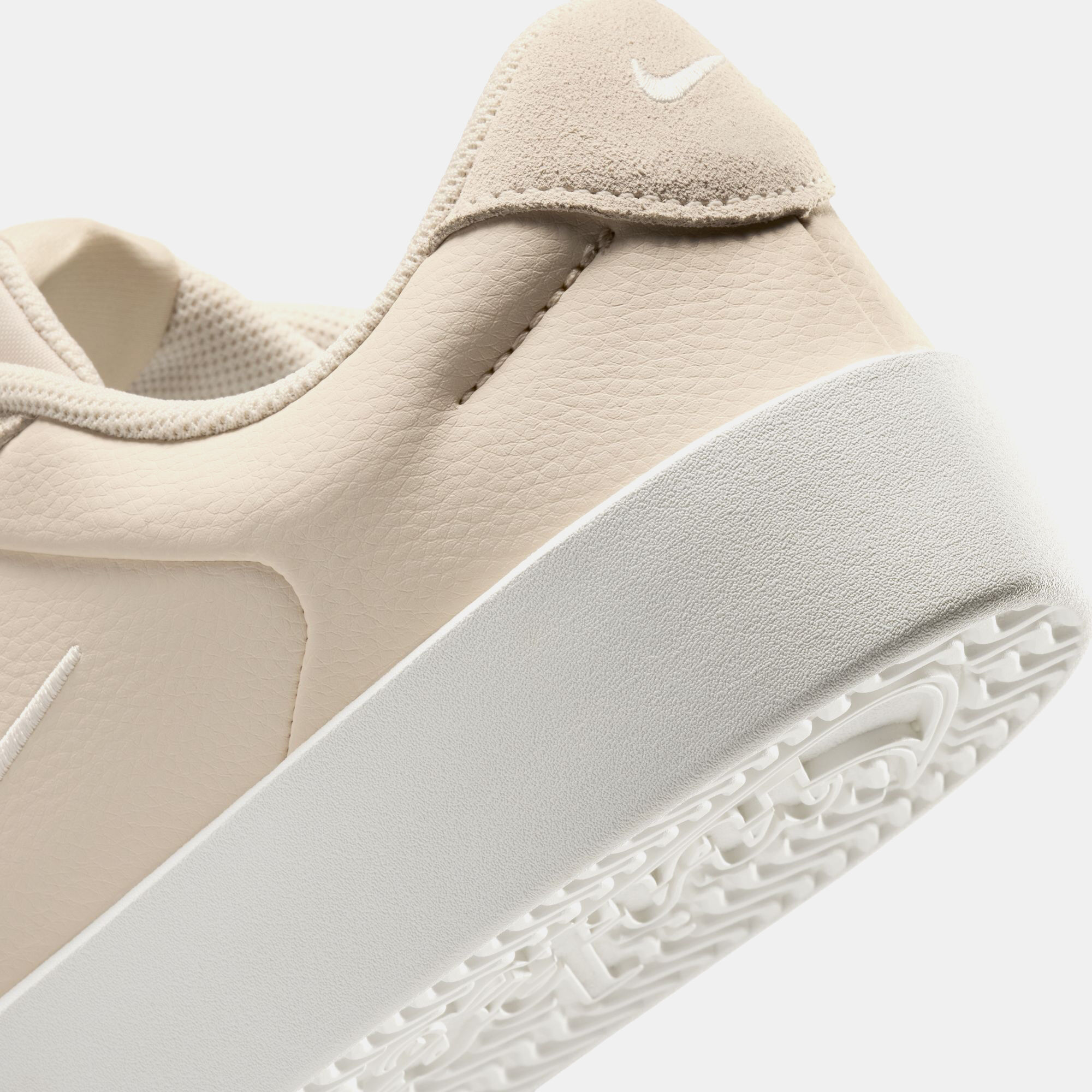 Nike Court Heritage image number 10