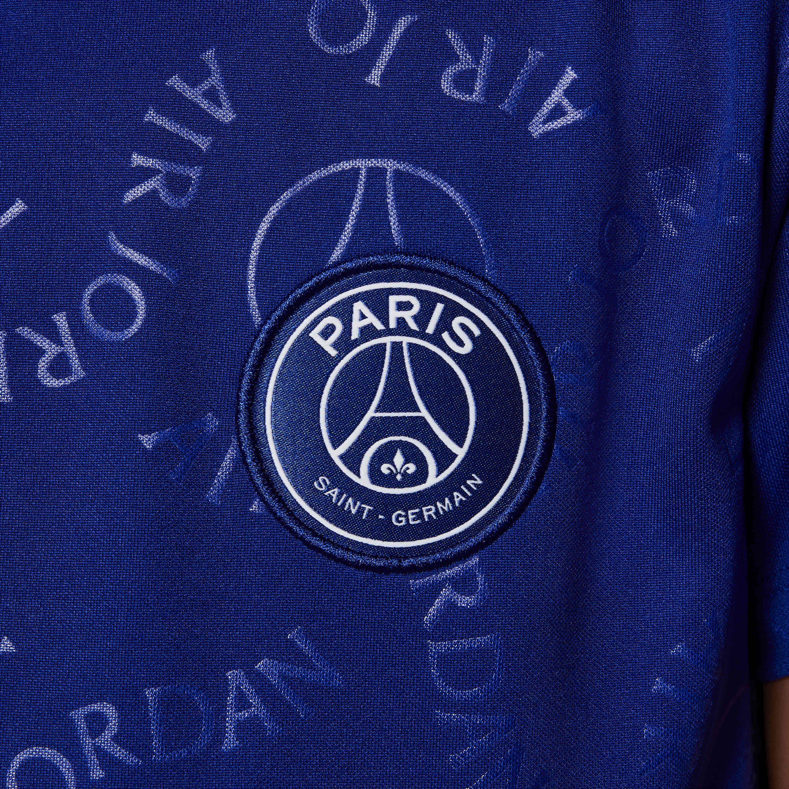 Paris Saint-Germain Academy Pro Fourth image number 4