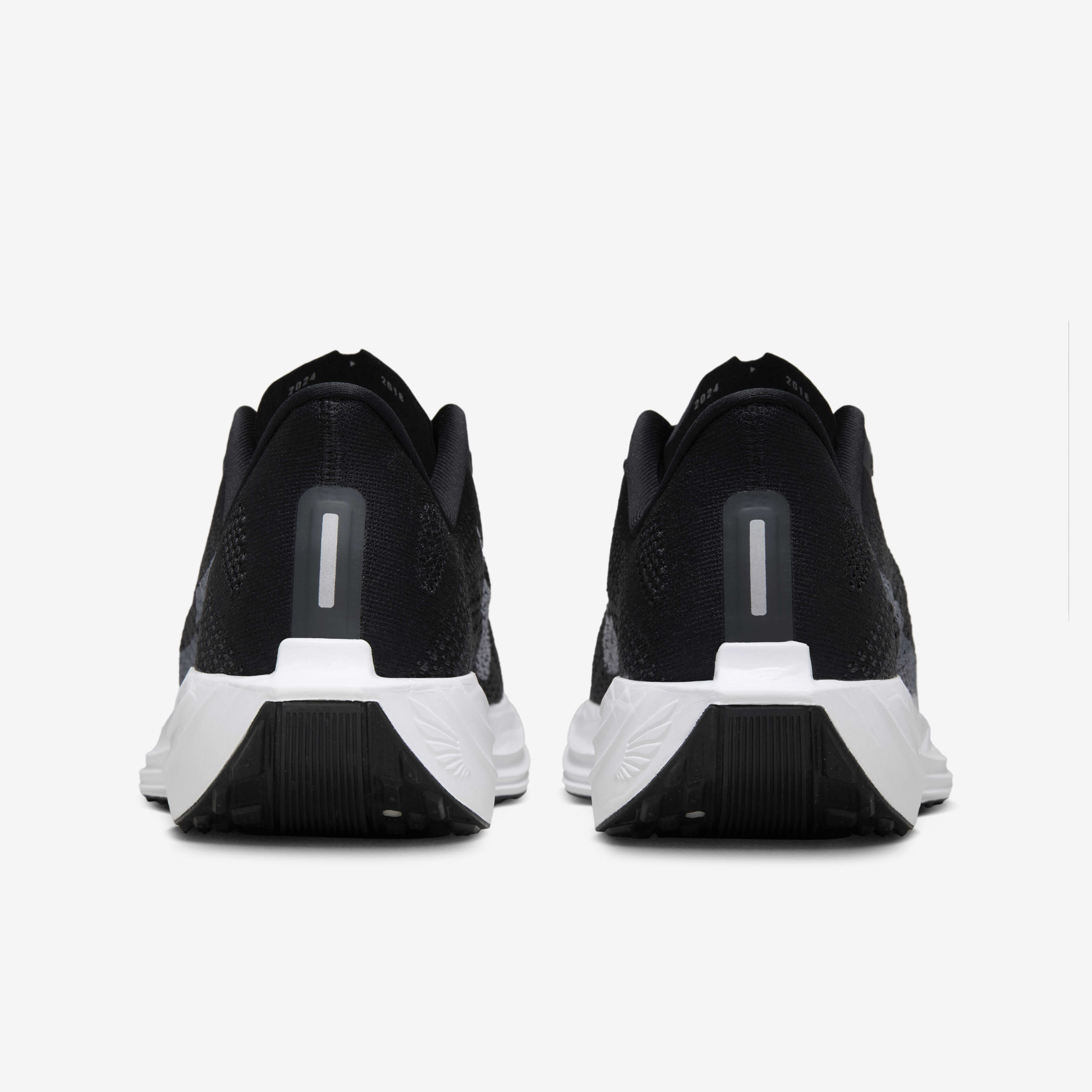 Nike Pegasus Plus image number 5