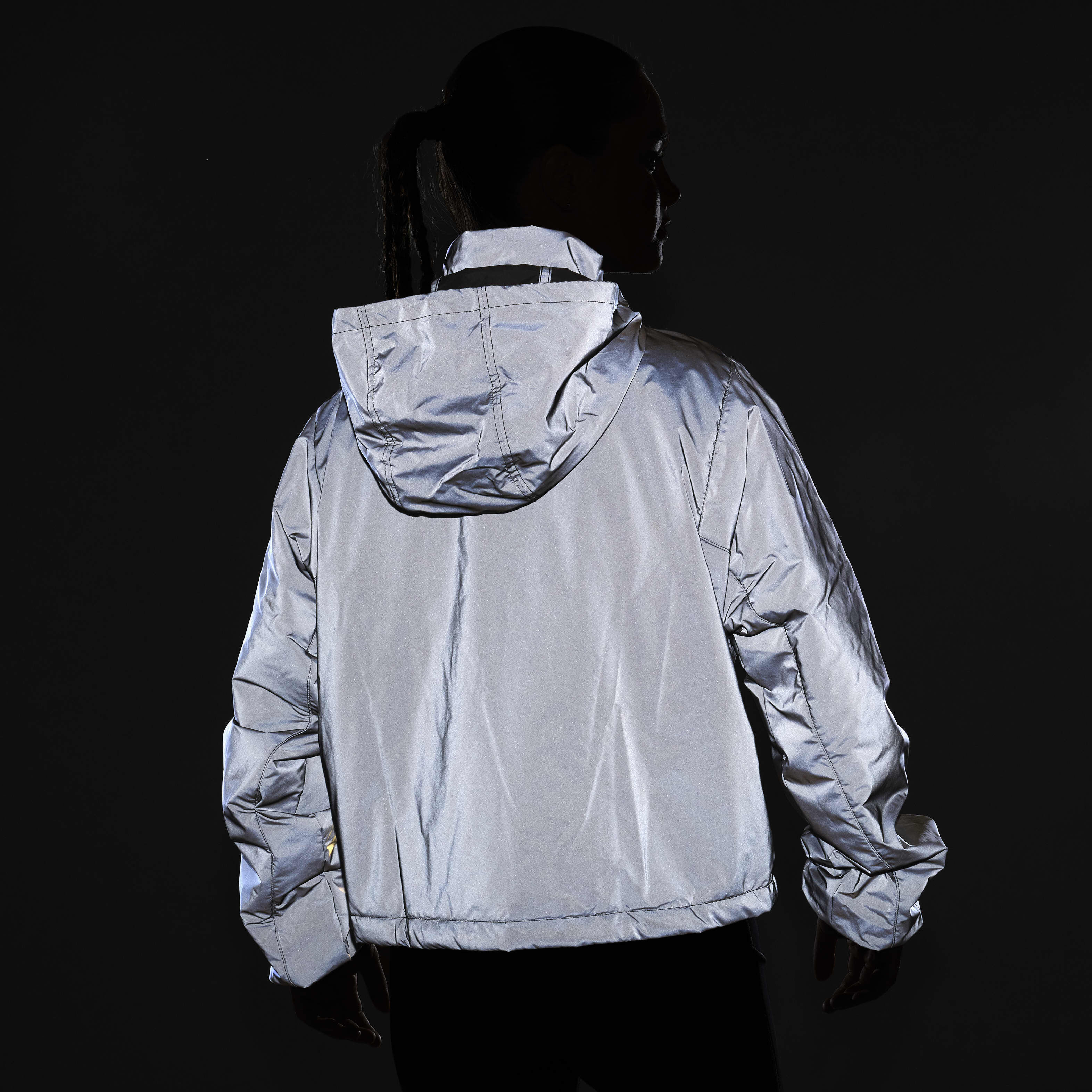 Buy Nike Running Division Women s Therma FIT Reflective Design Running Jacket Nike UAE Official