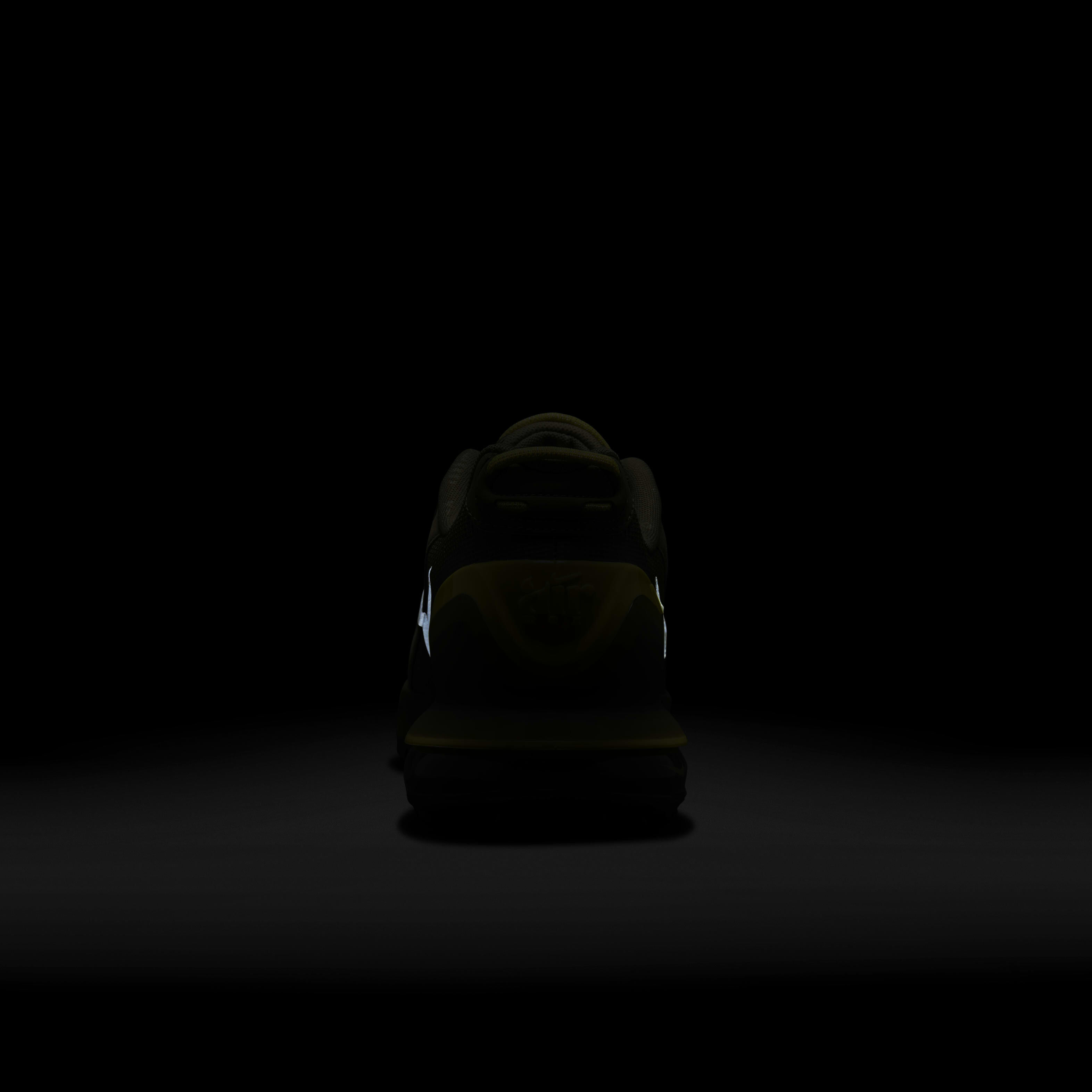 اير ماكس بولس روم image number 9