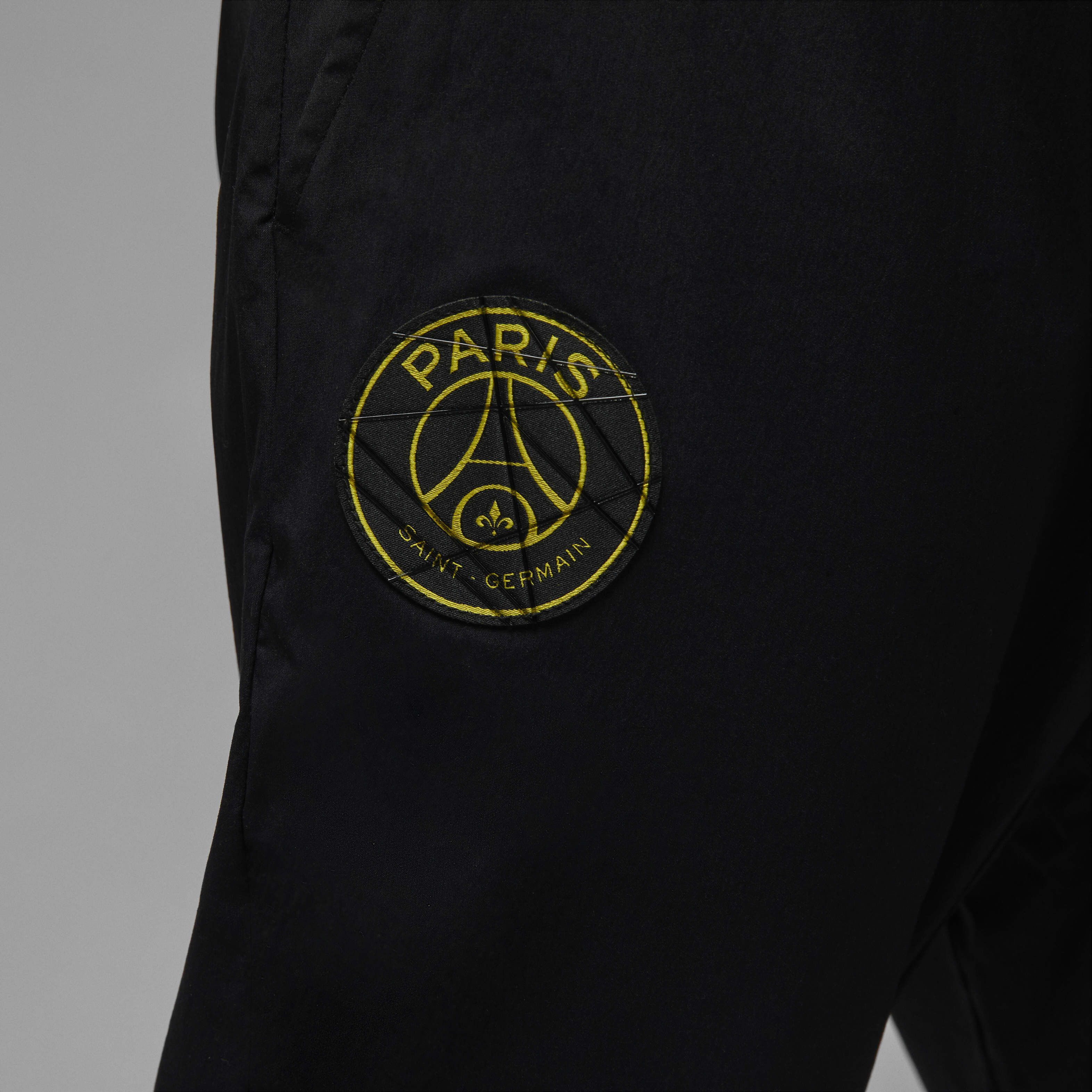 Paris Saint-Germain image number 3