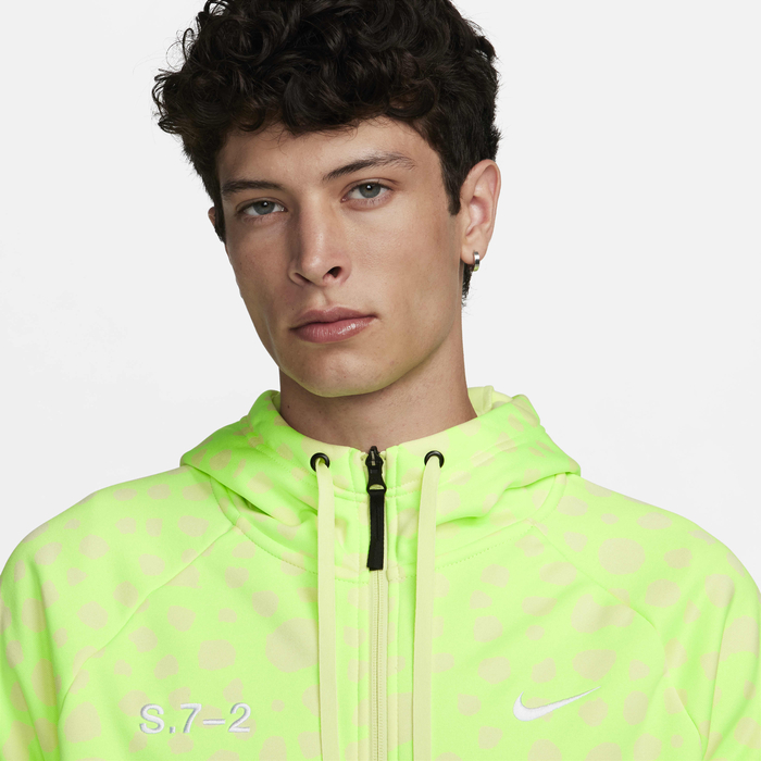 Nike Therma-FIT Studio '72 image number 2 Nike Therma-FIT Studio '72 image number 2
