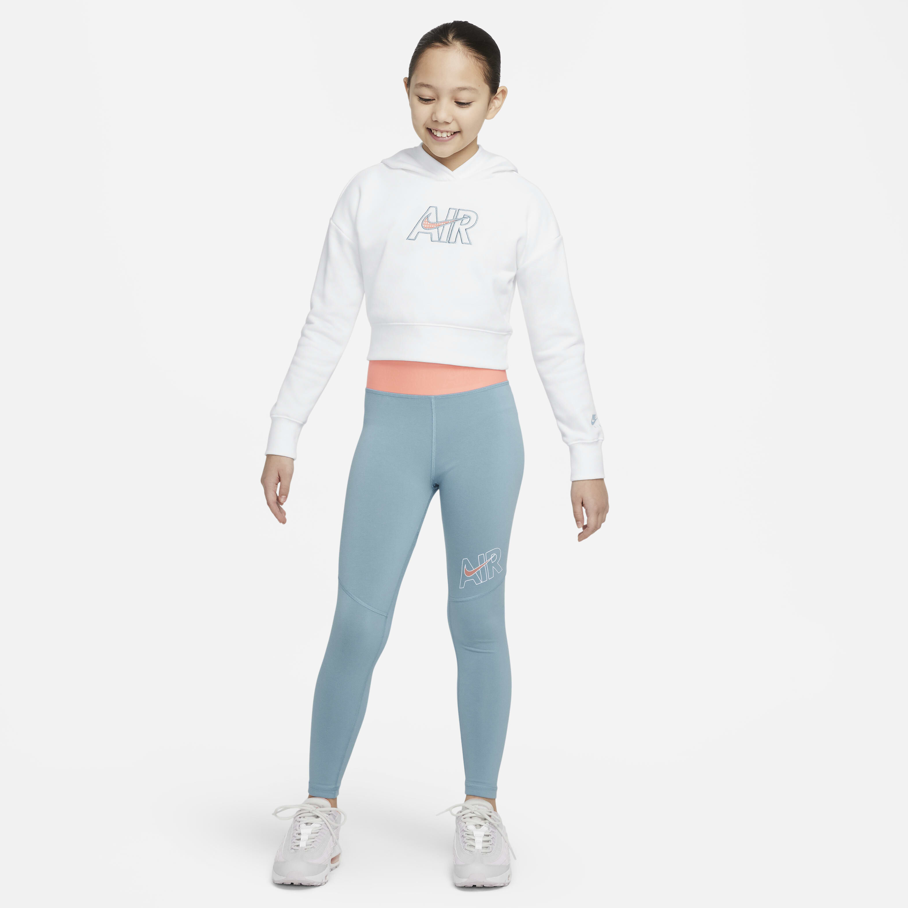 نايكي اير ايسنشال image number 4