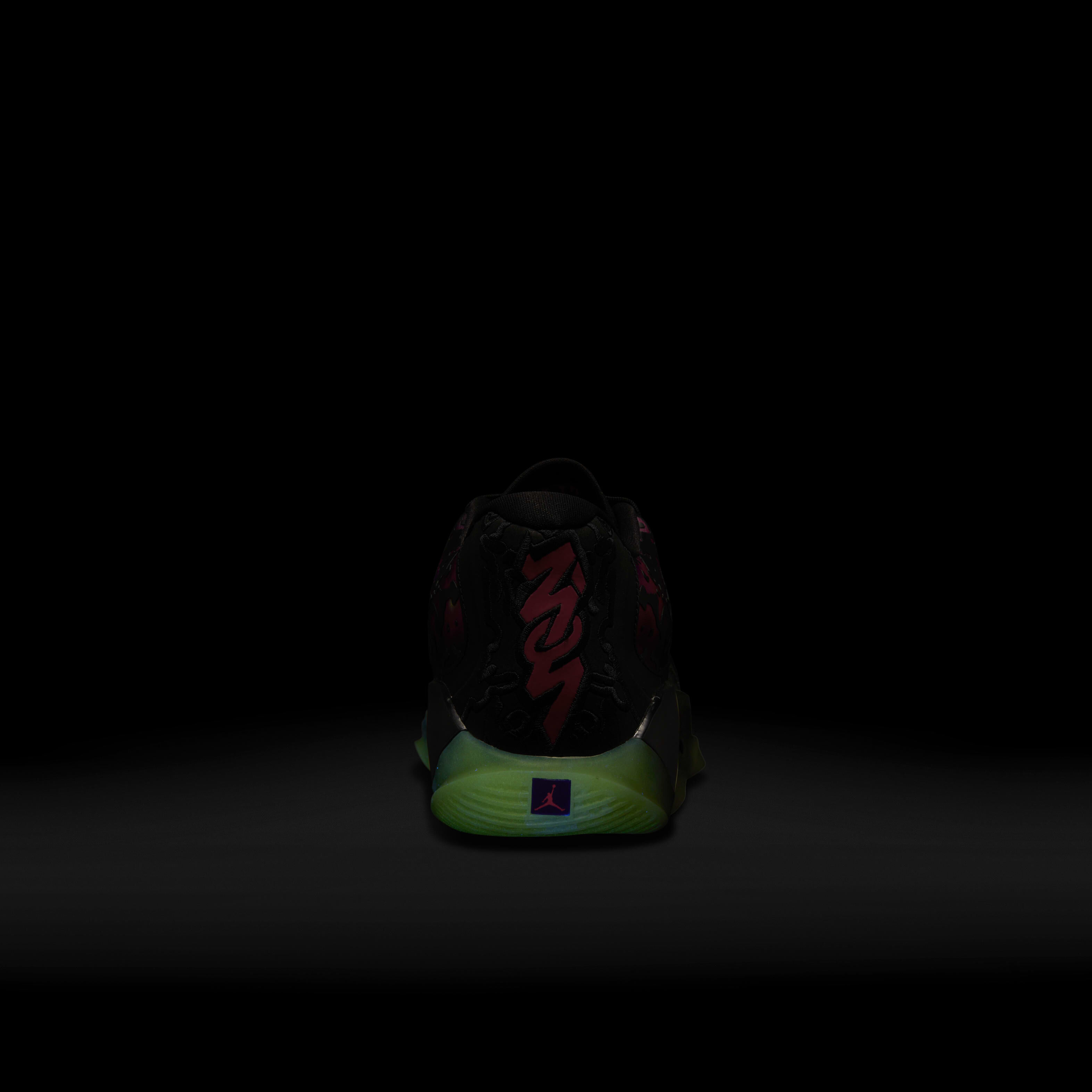 Zion 3 'Mud, Sweat and Tears' image number 9