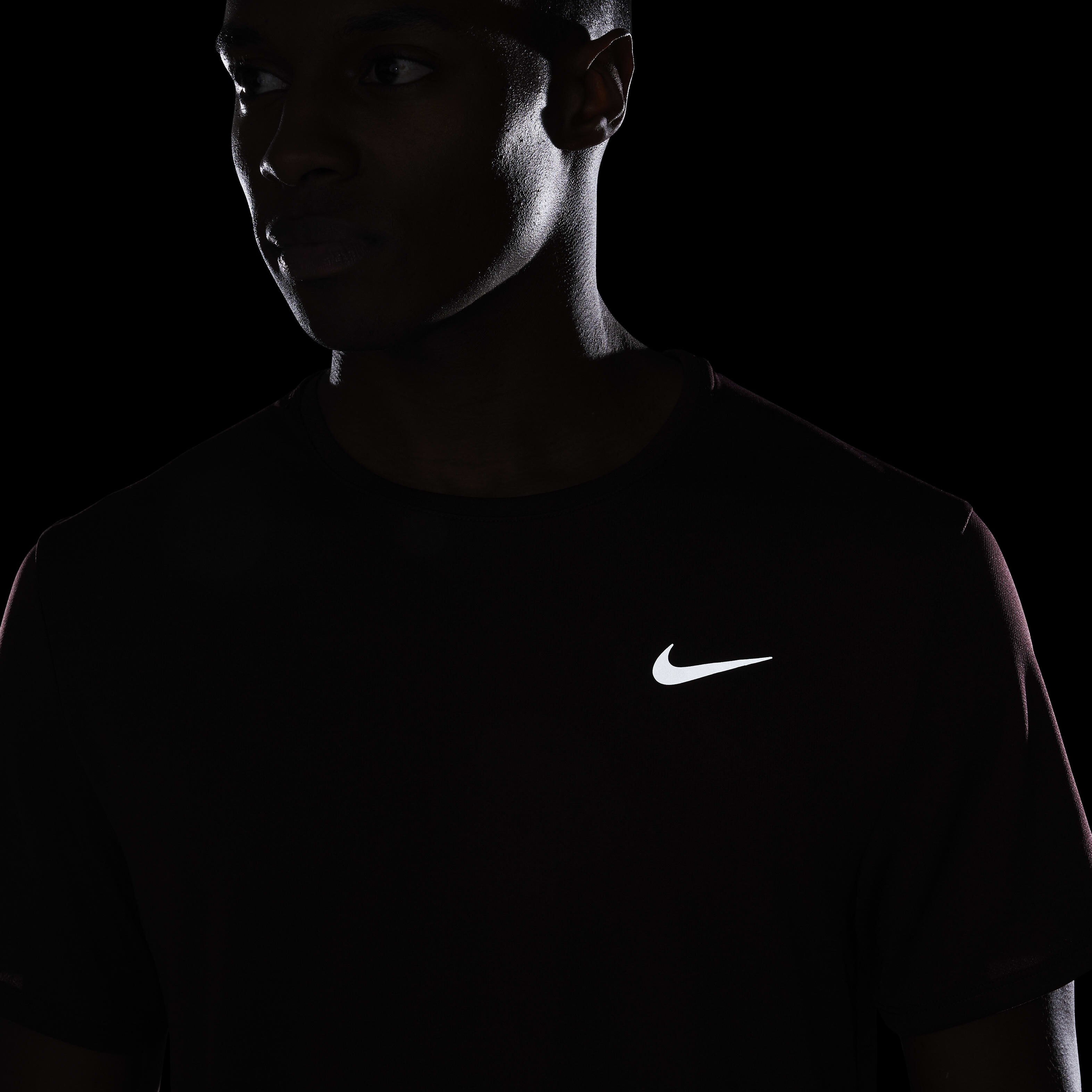 نايكي ميلر image number 5