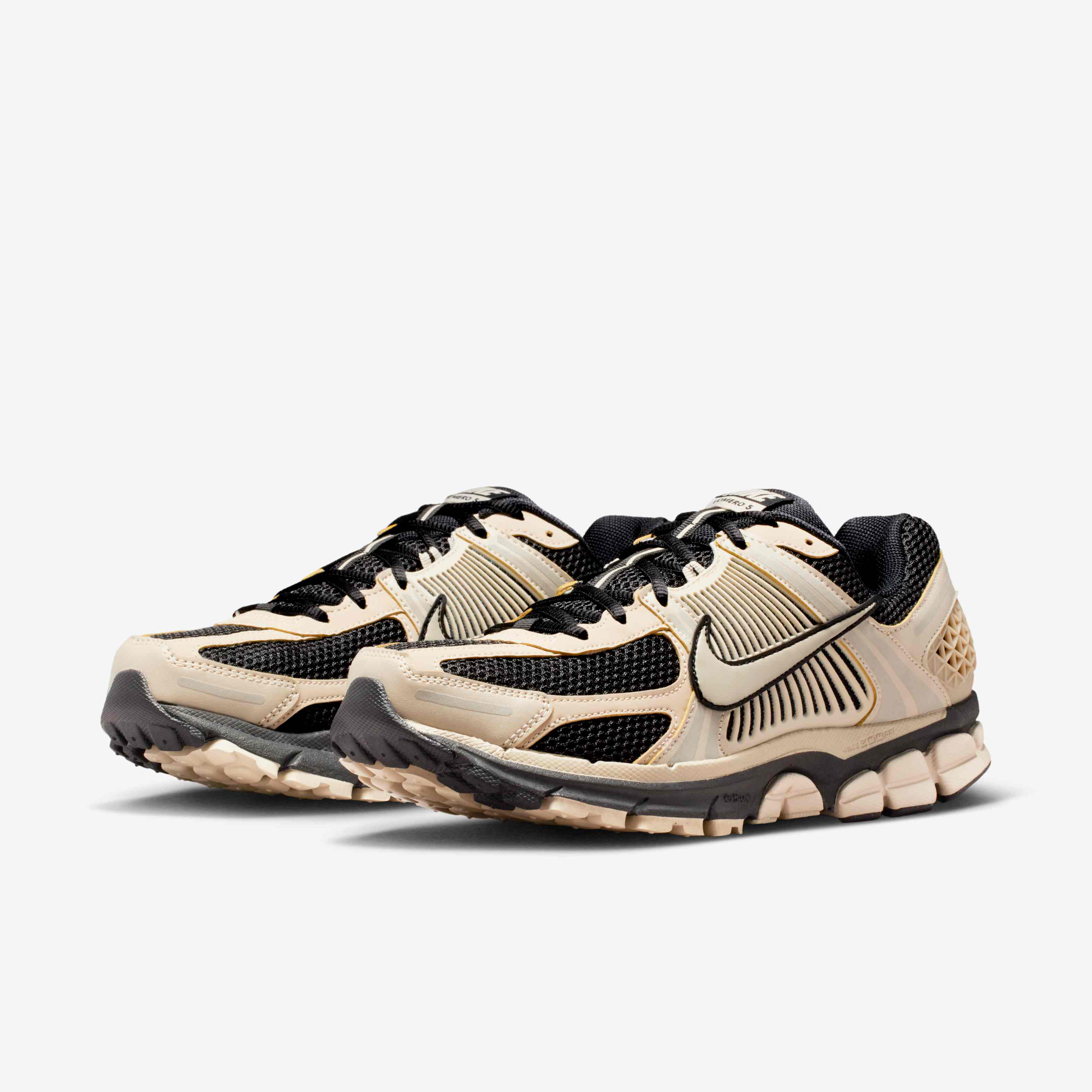 Nike Zoom Vomero 5 image number 4