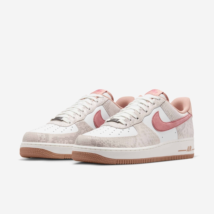 Nike Air Force 1 '07 LV8 image number 4 Nike Air Force 1 '07 LV8 image number 4