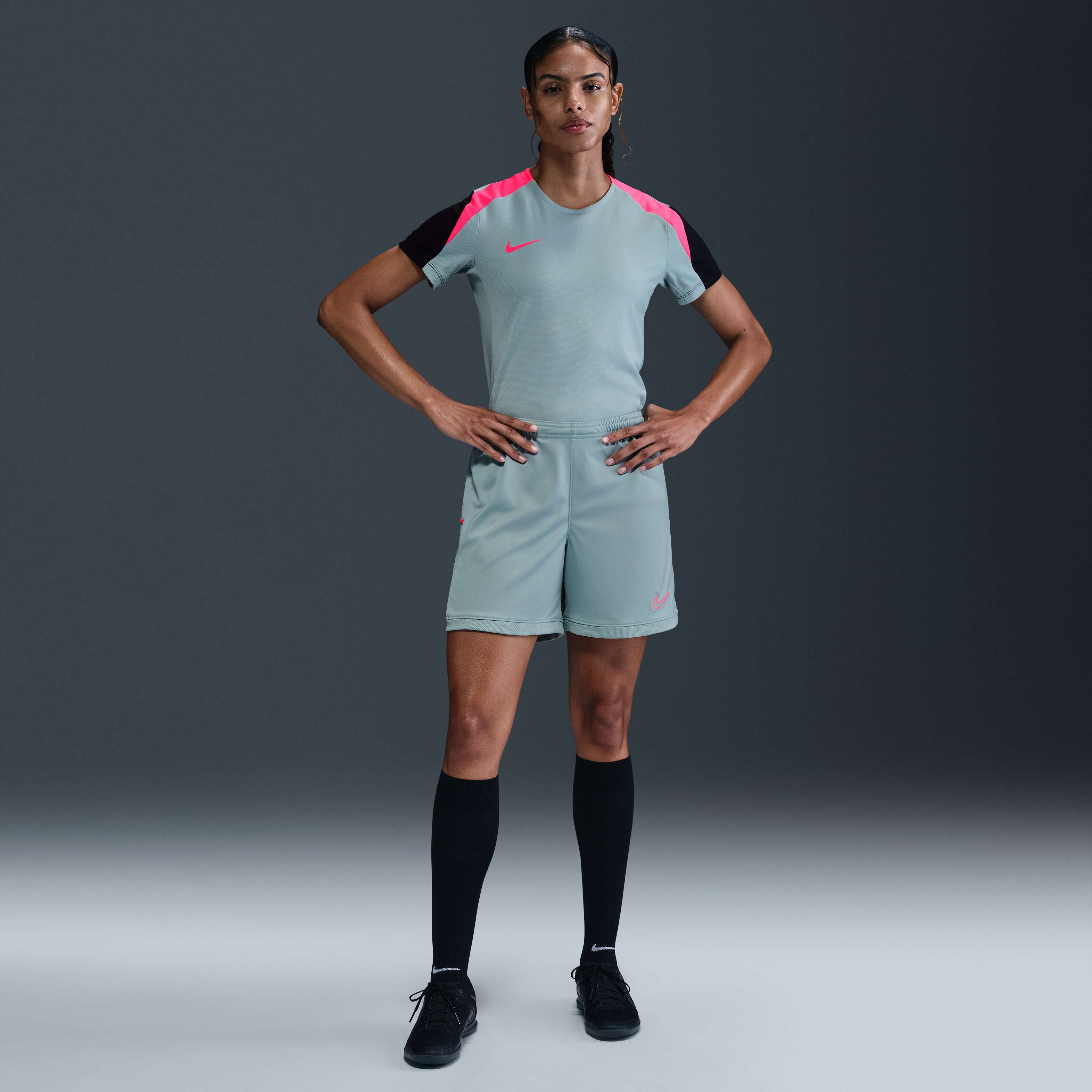 نايكي سترايك image number 3