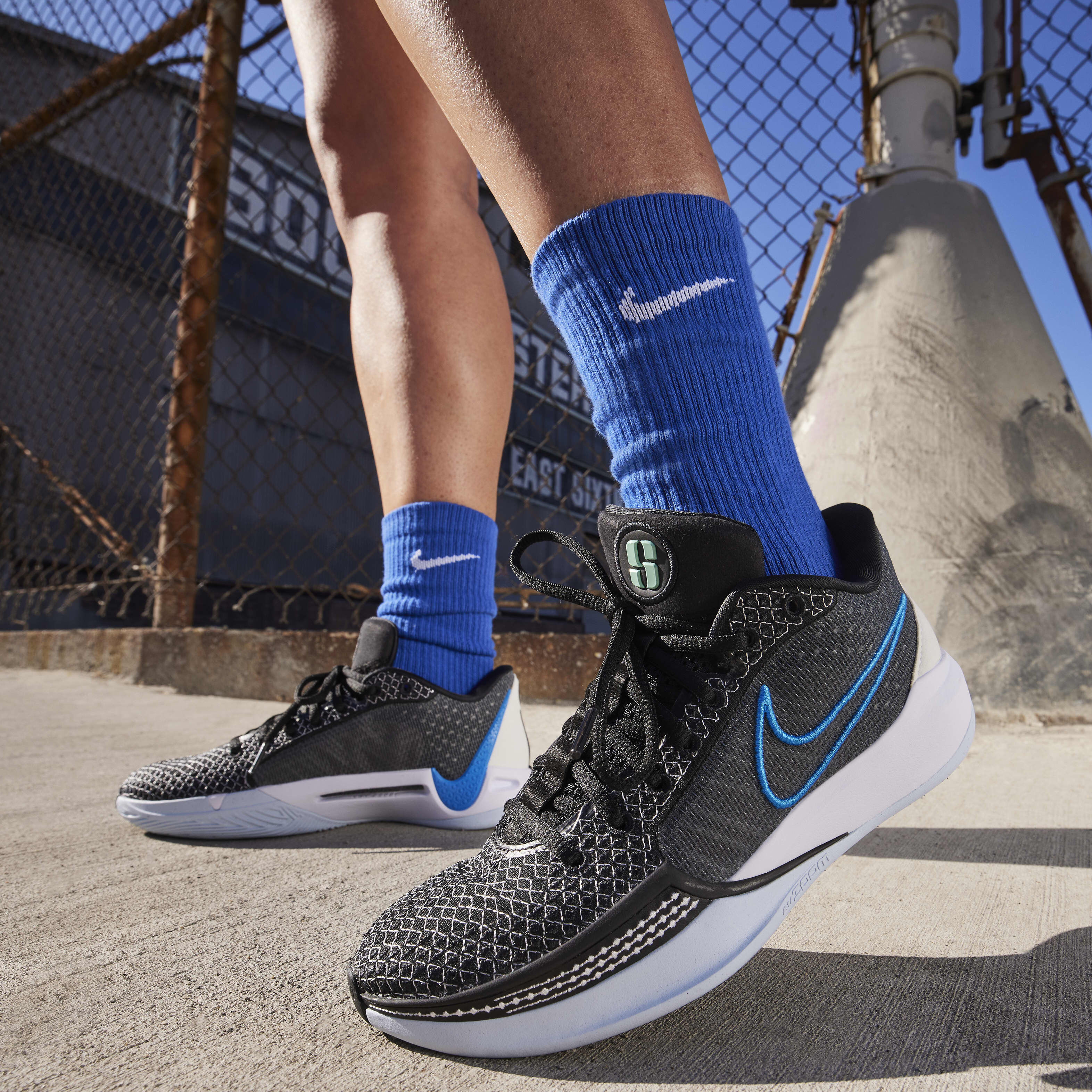 NIKE SABRINA IONESCU 1 ブラック/ブルー Nike Sabrina 1 EP Ionescu Bonded Women Unisex Basketball