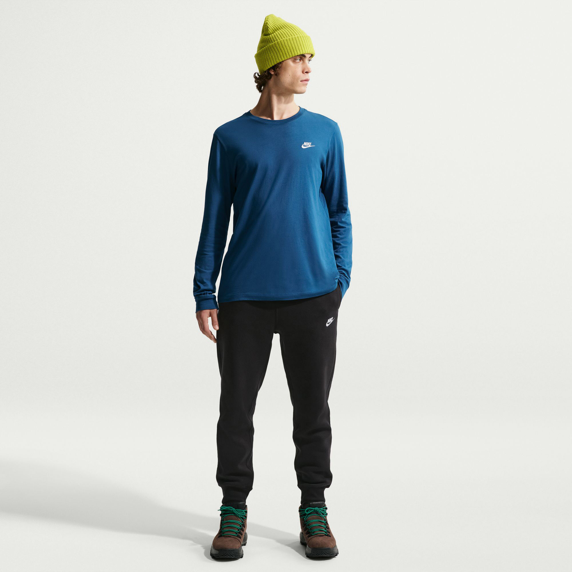 Nike Sportswear Club image number 0