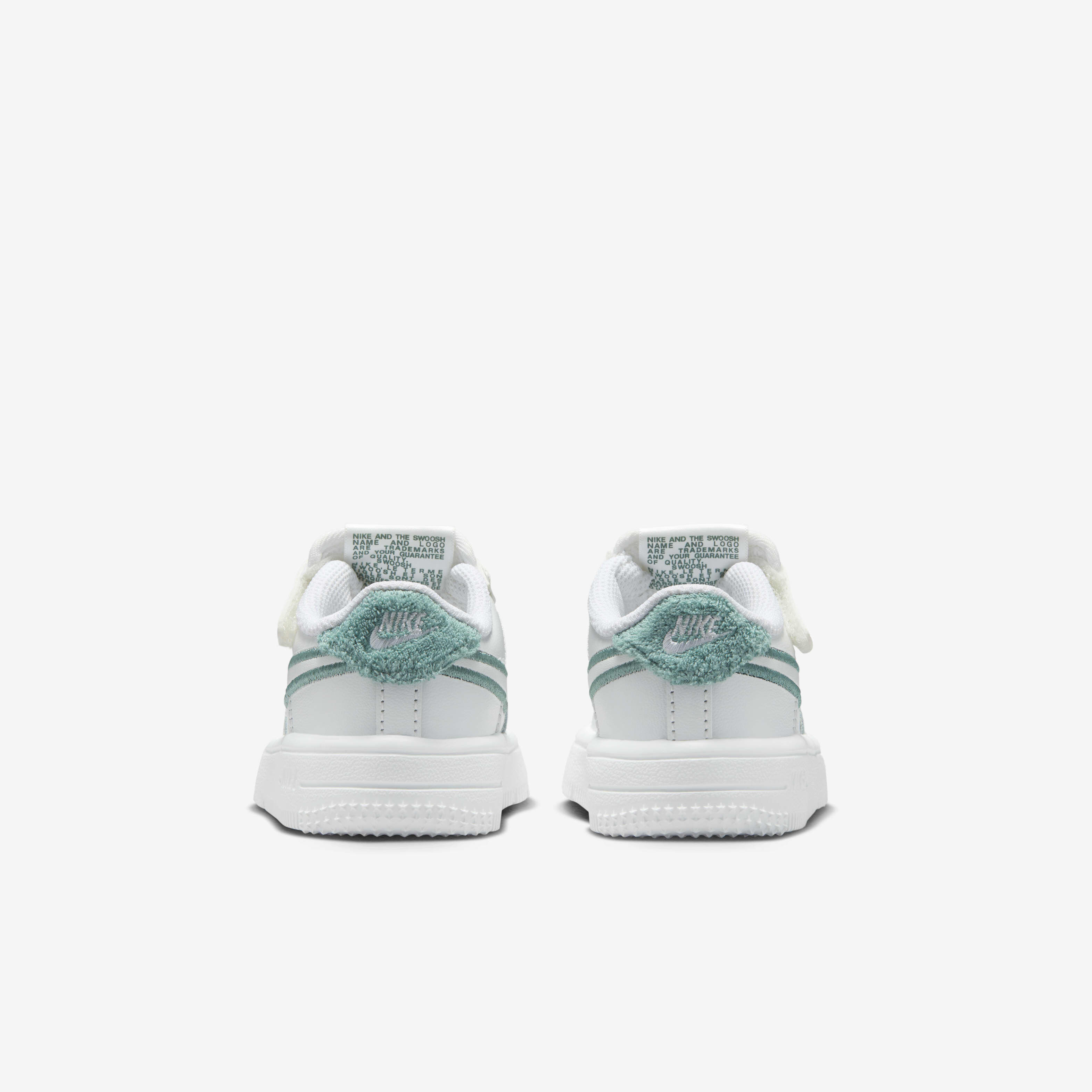 نايكي فورس 1 لو LV 8 إيزي أون image number 5