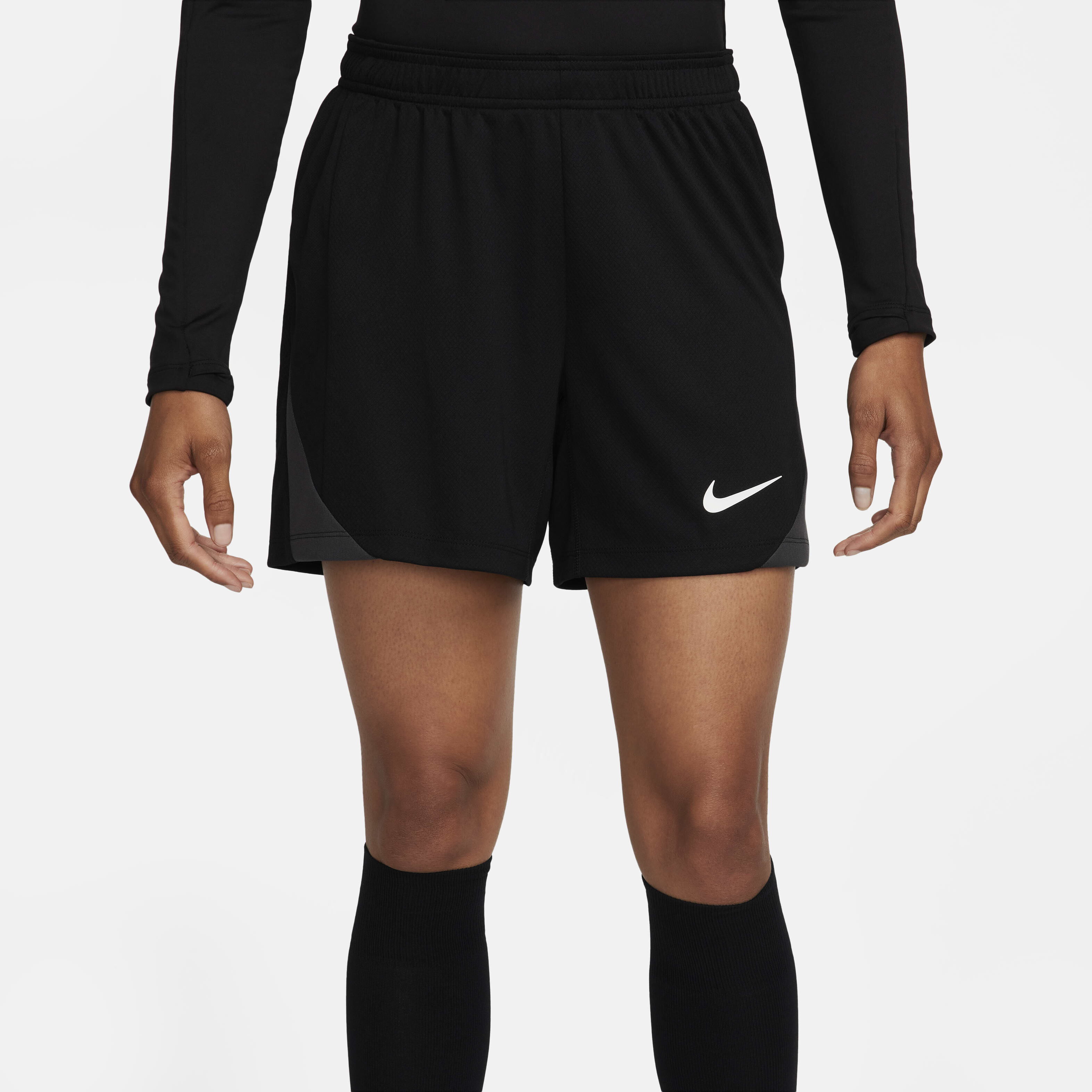 Nike Strike image number 1