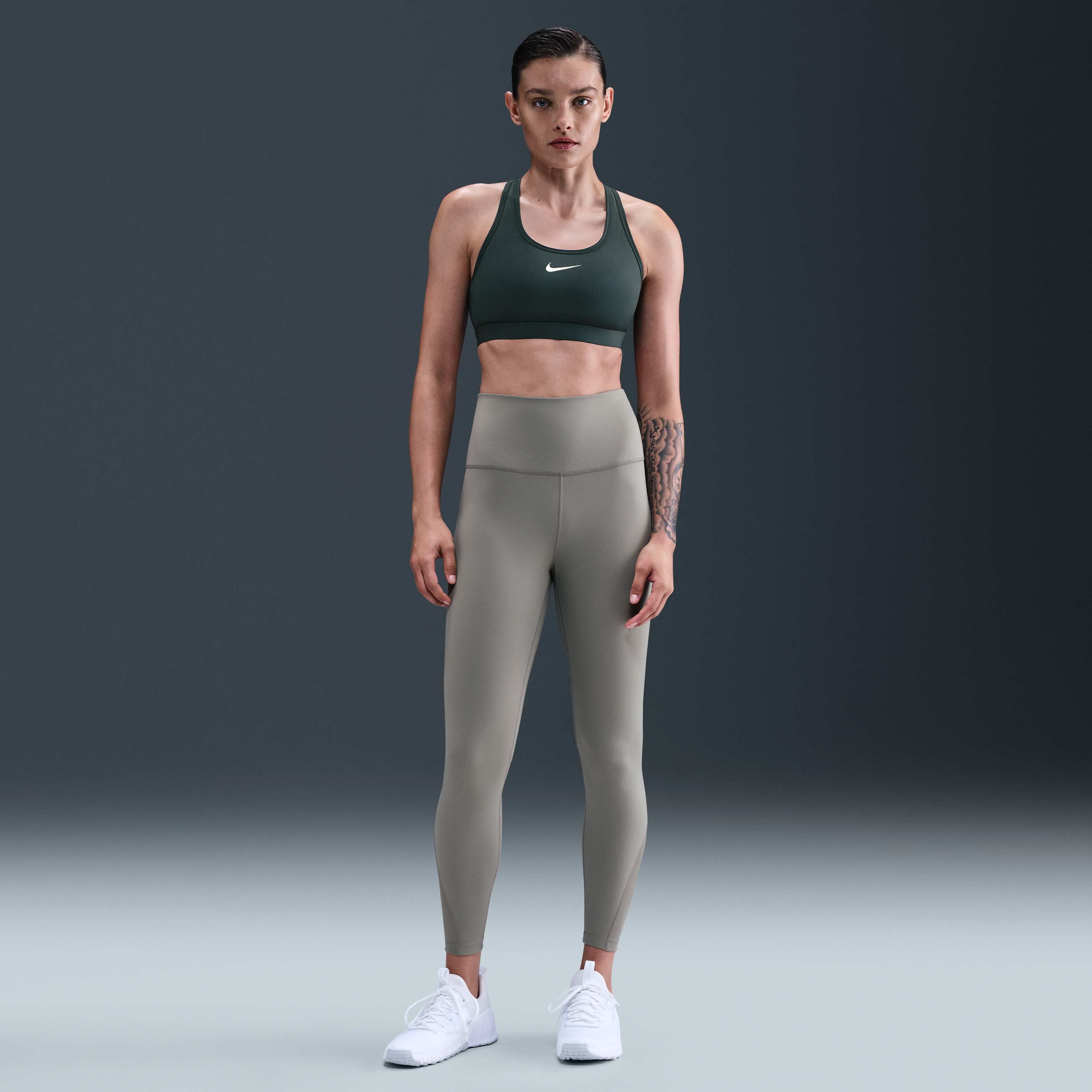 نايكي سووش بدعم متوسط image number 3