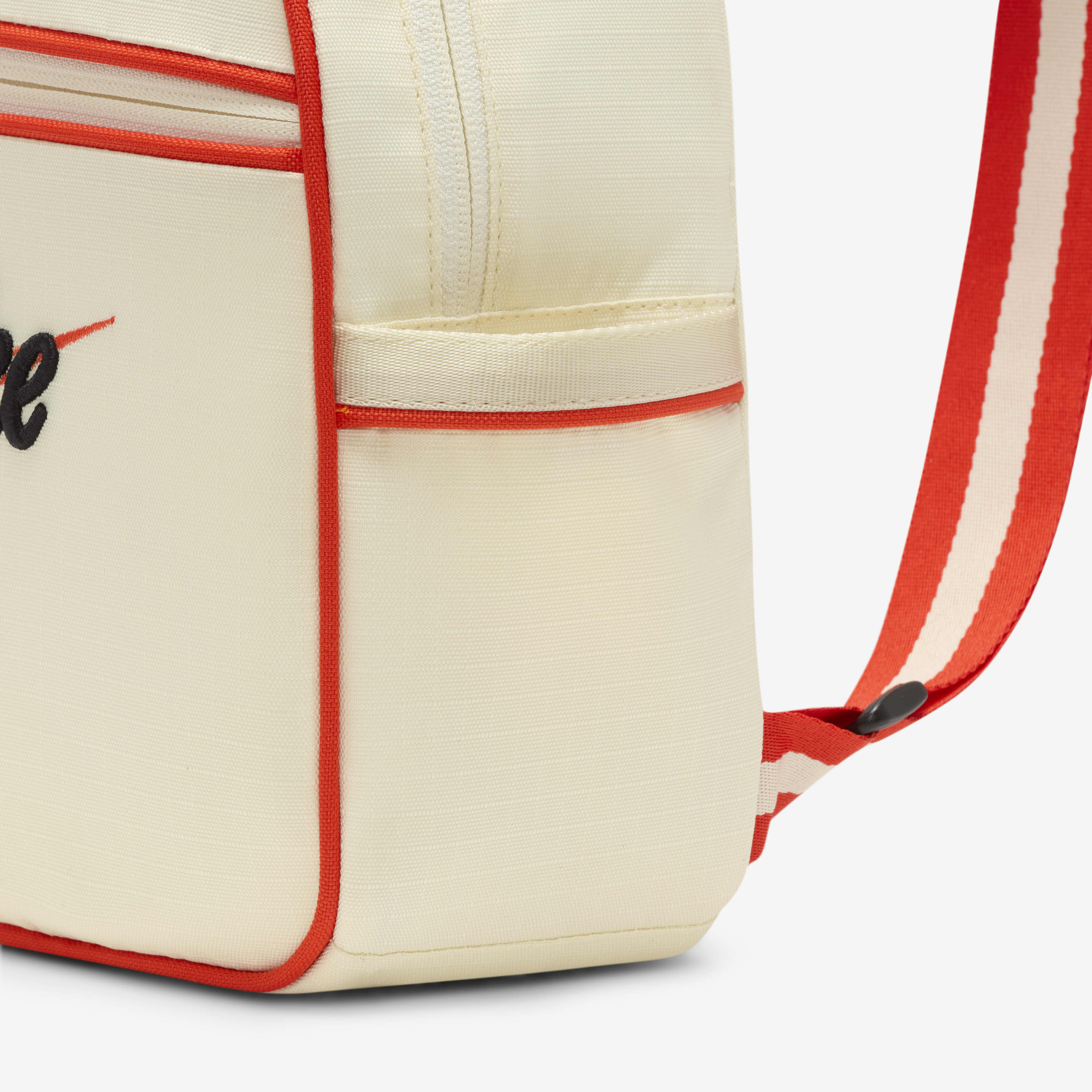 Nike Sportswear Futura 365 image number 6