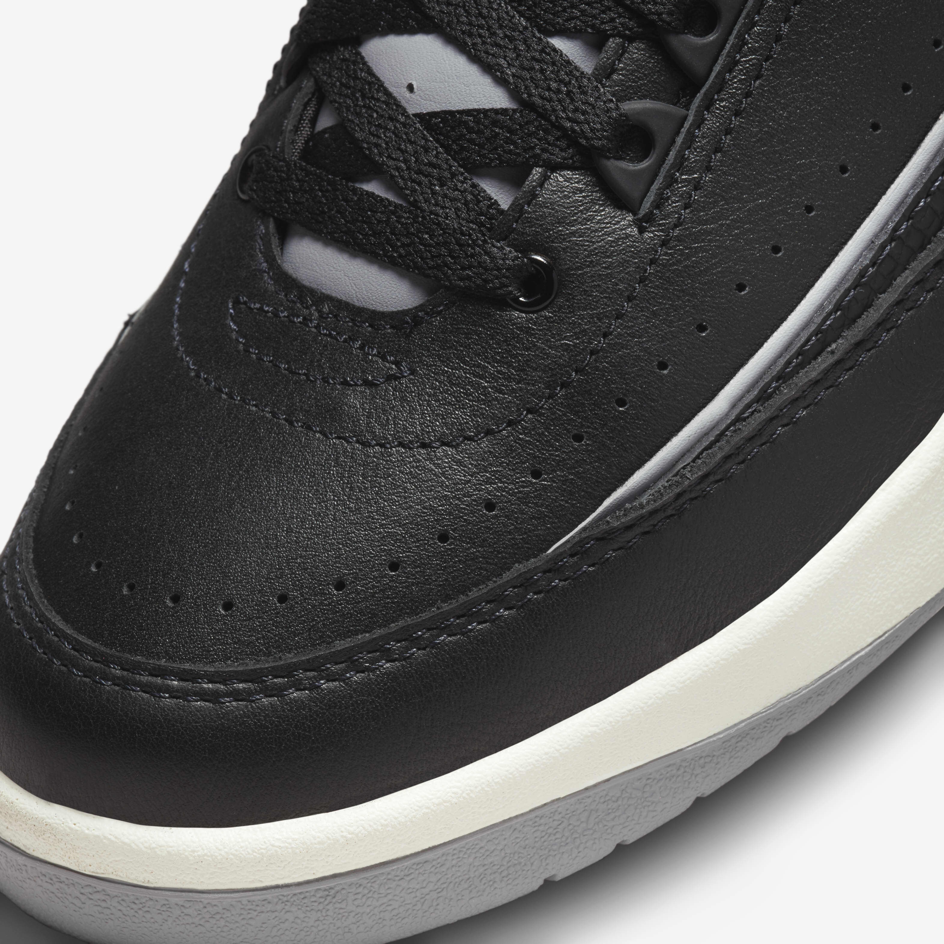 اير جوردن 2 ريترو image number 6