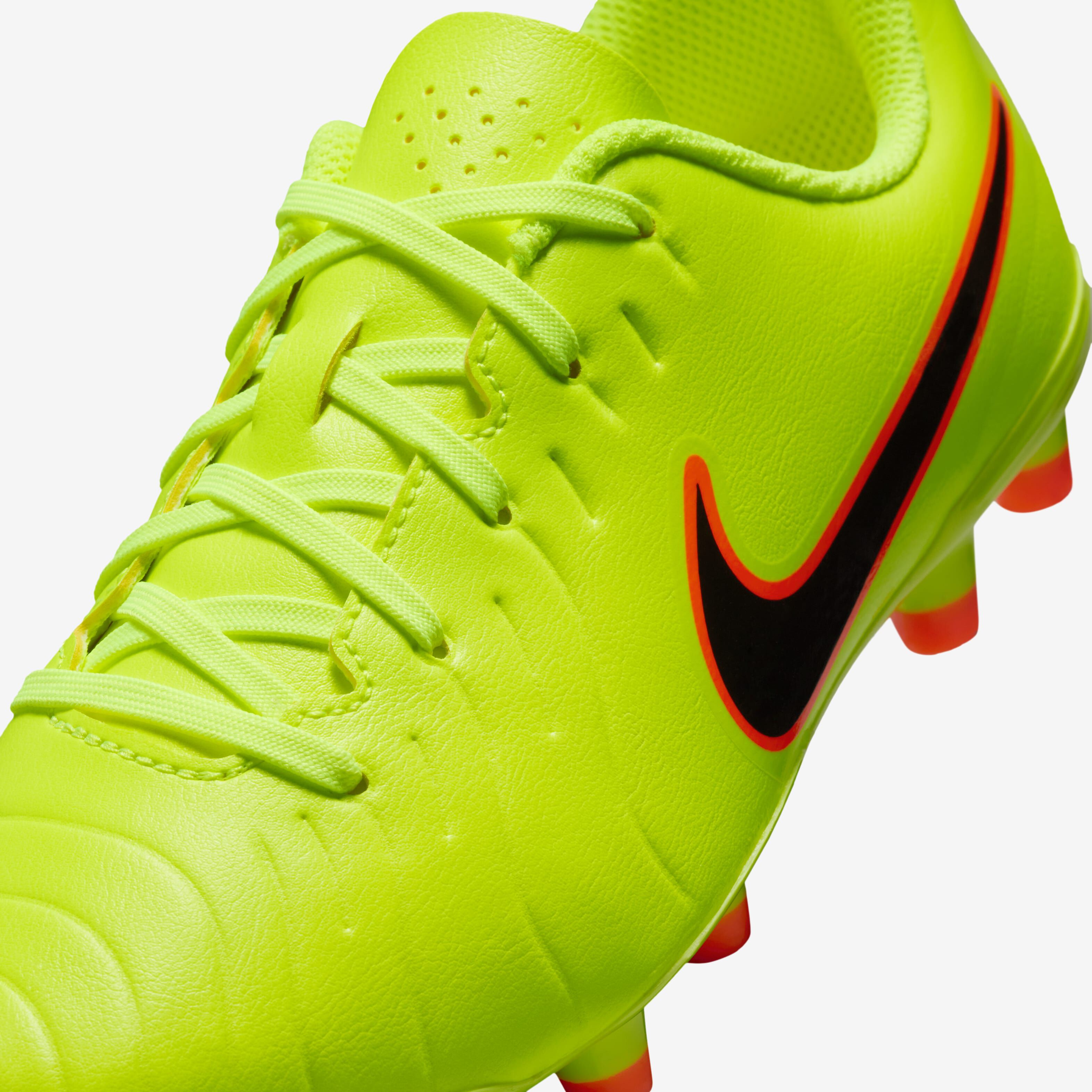 Nike Jr. Tiempo Legend 10 Club image number 7