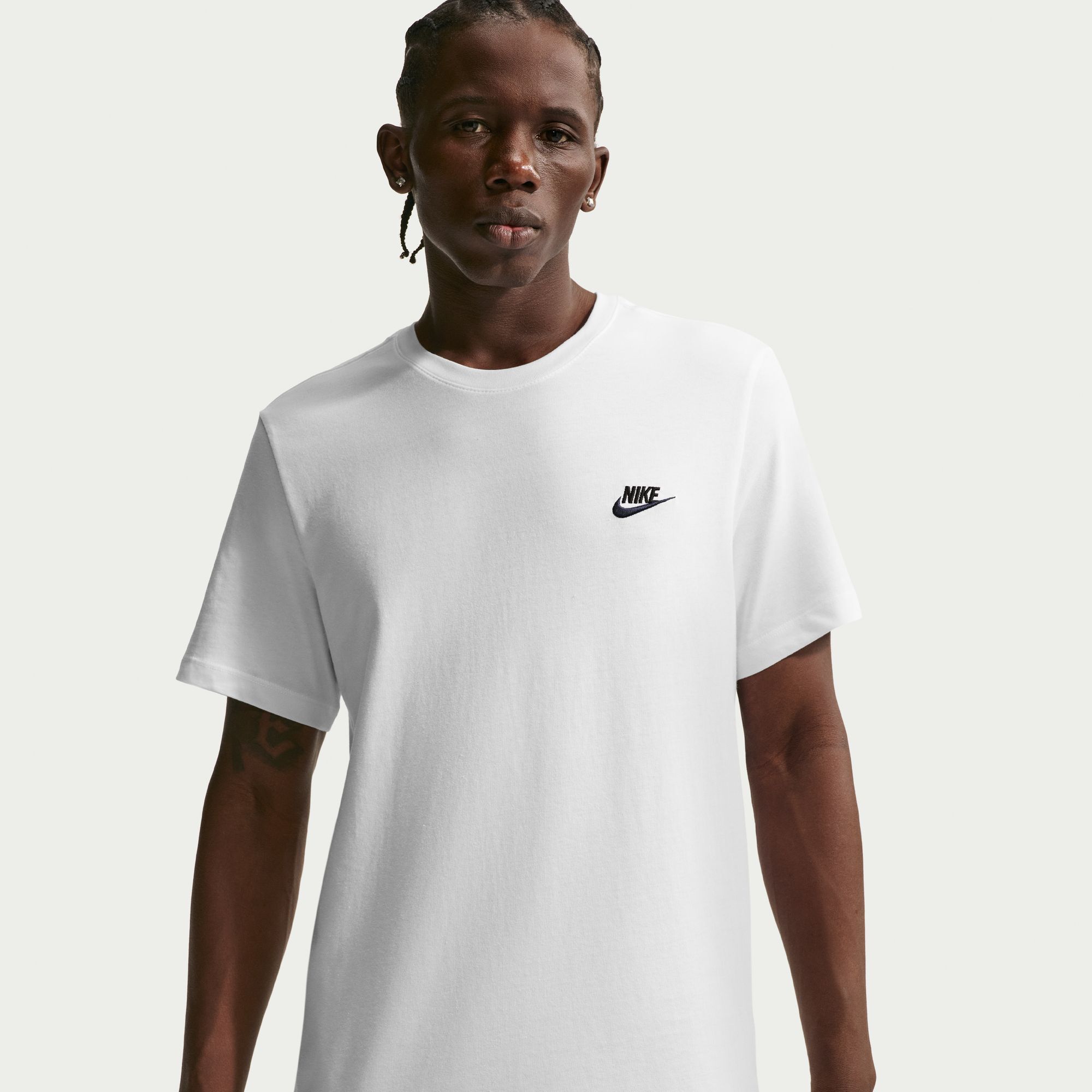 Nike Sportswear Club image number 1