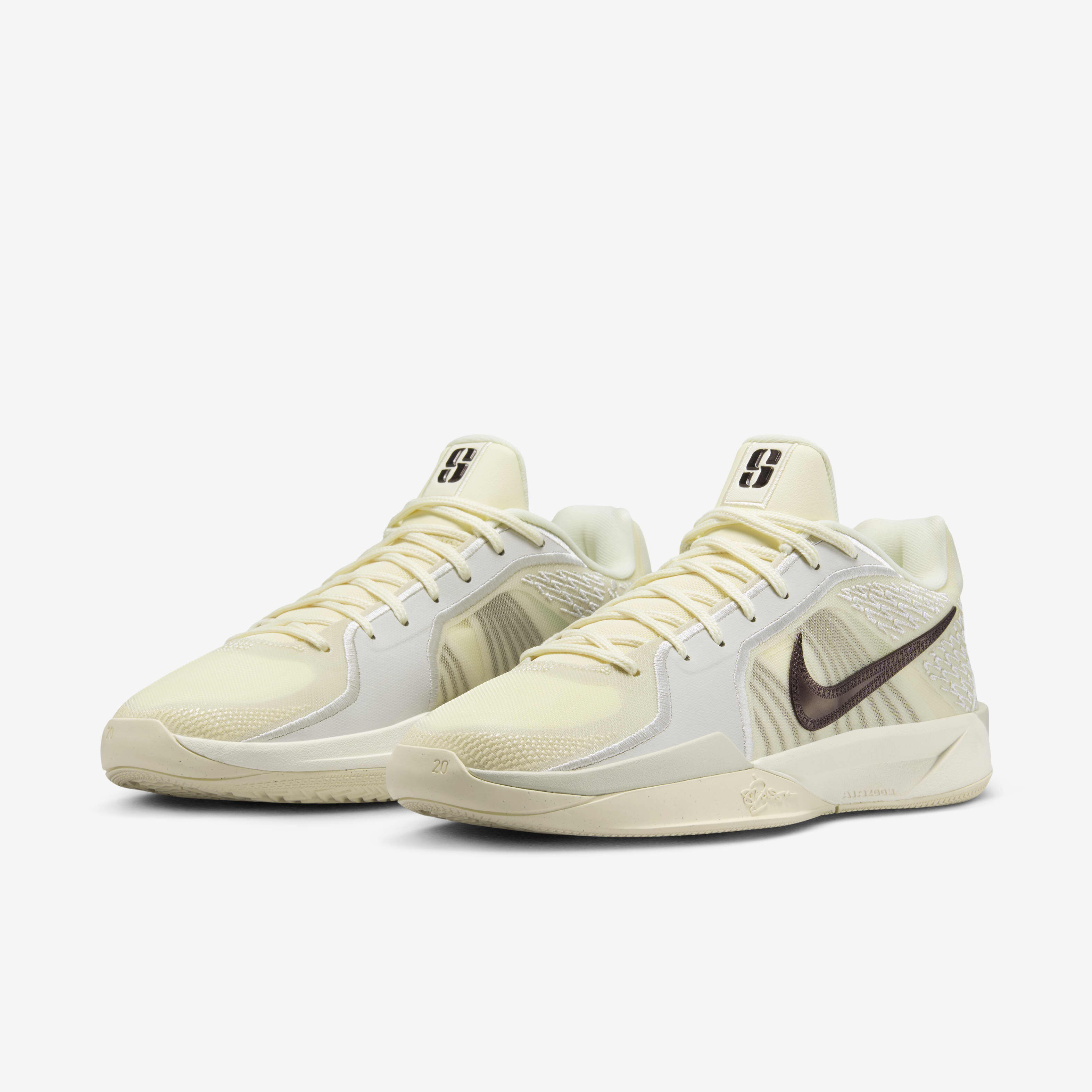 Sabrina 2 'Traditions' image number 4