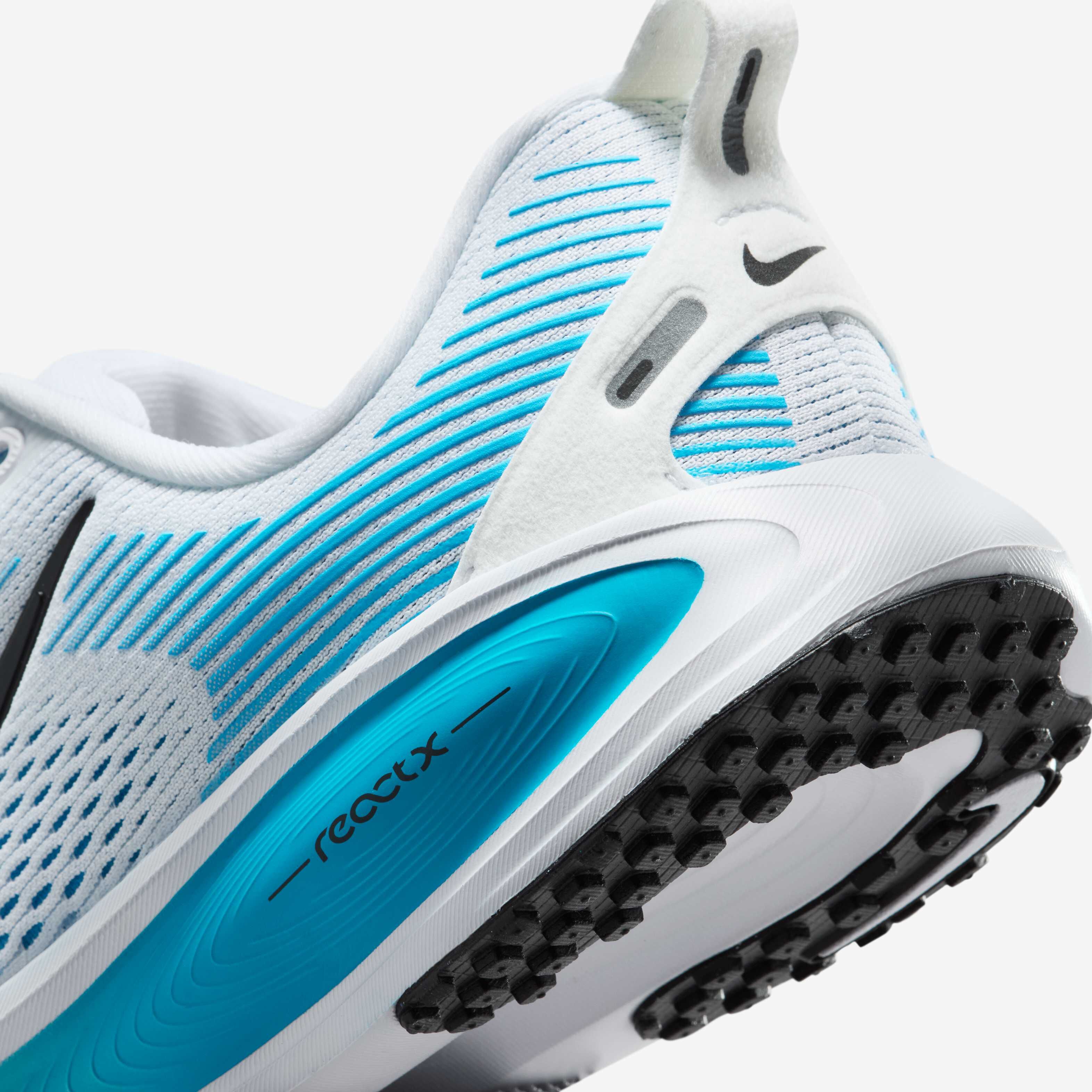 نايكي فوميرو 18 image number 7