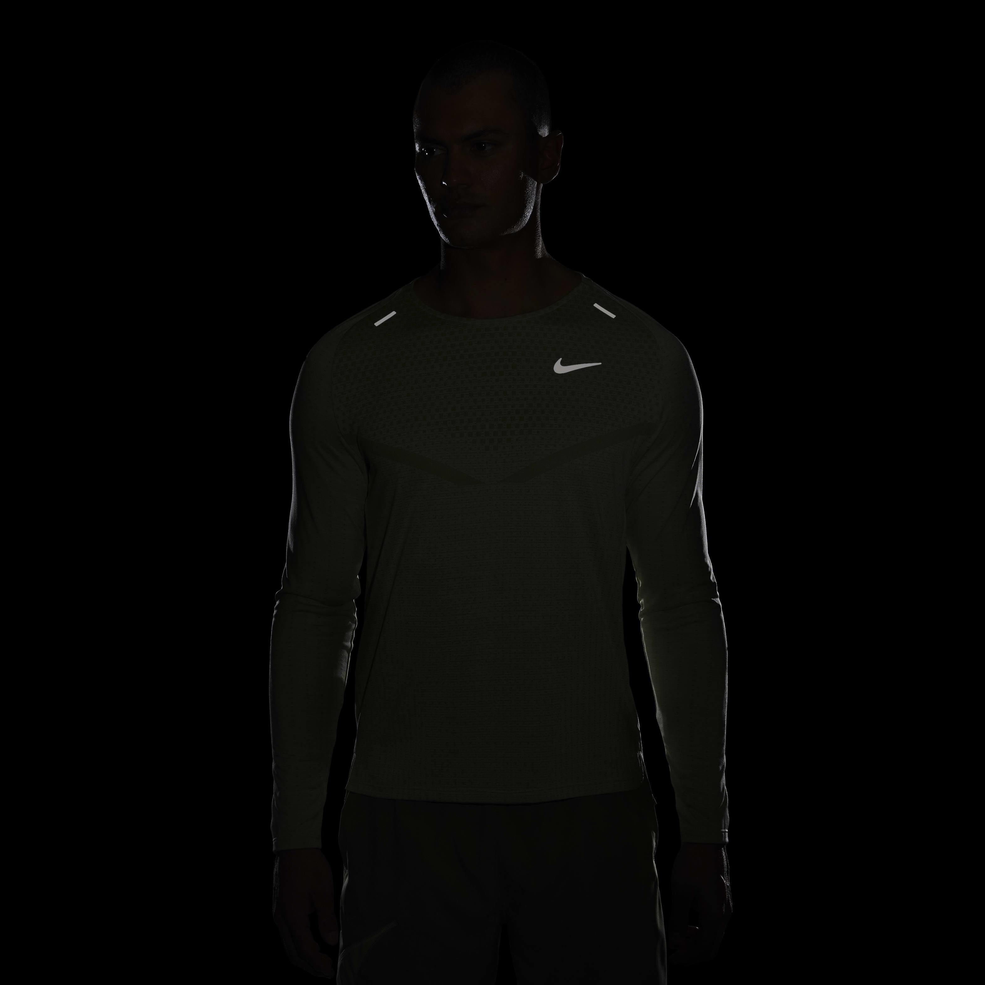 Nike TechKnit image number 7