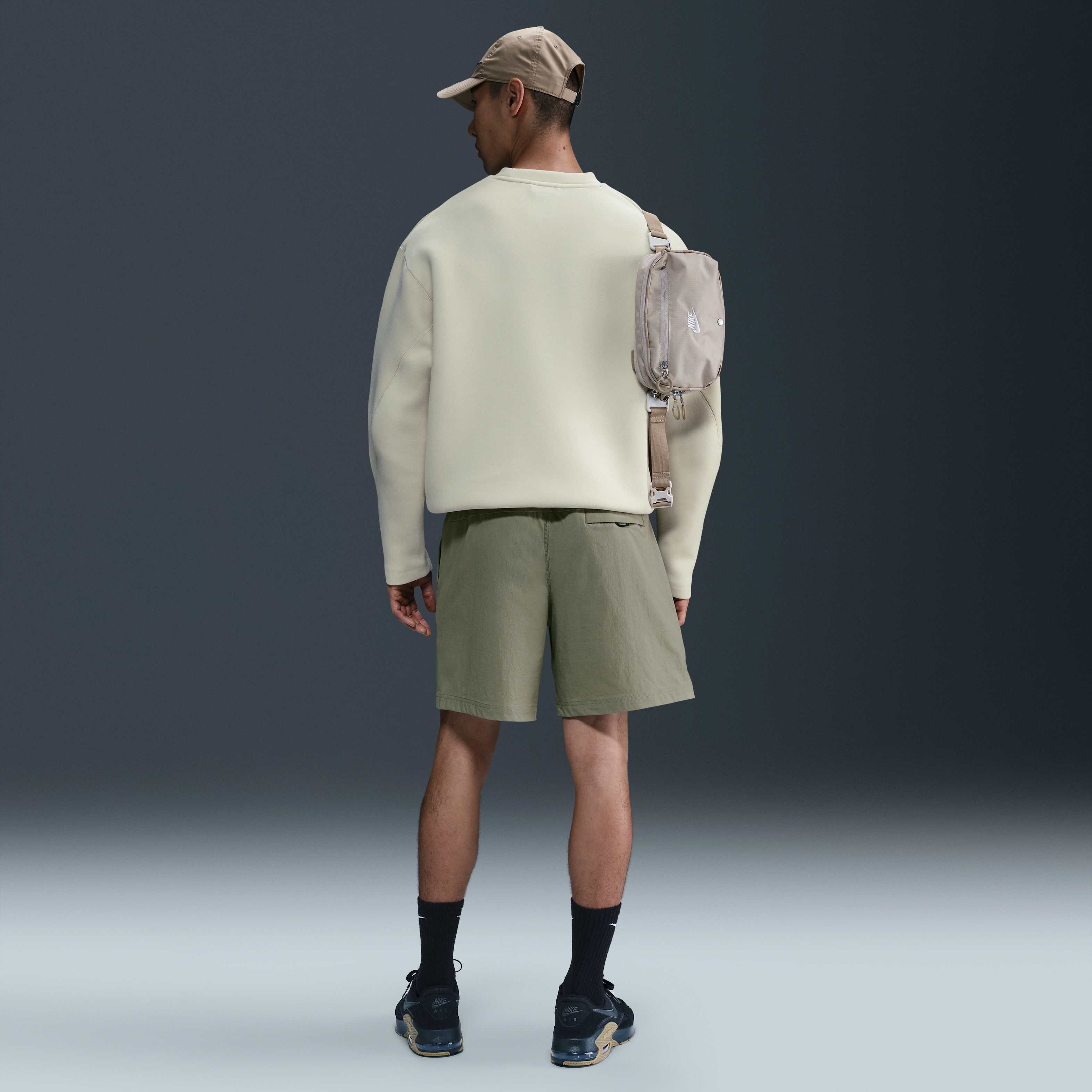 Nike Tech image number 3