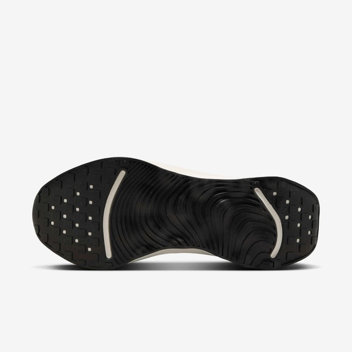 Nike Motiva image number 1 Nike Motiva image number 1