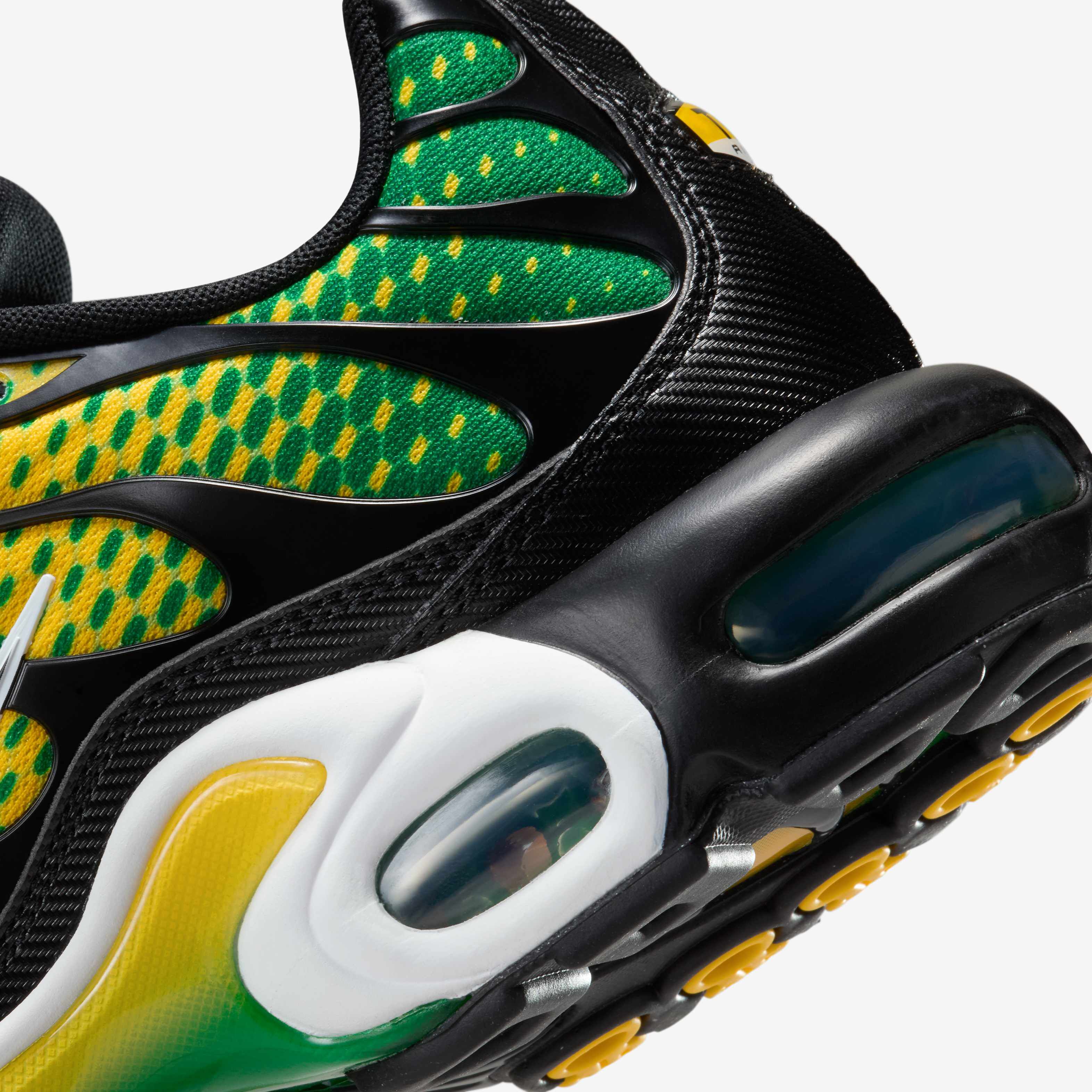 Nike Air Max Plus image number 7