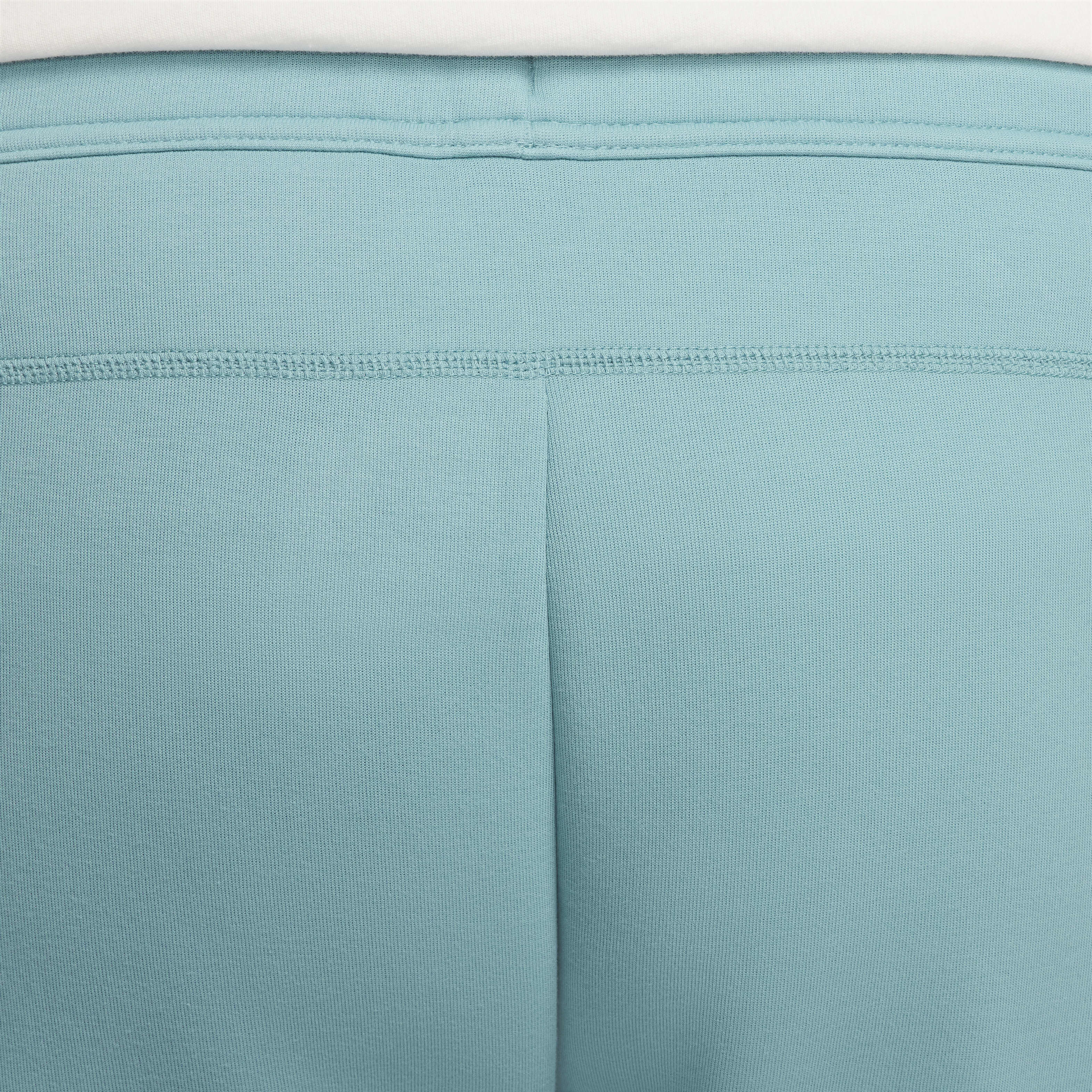 Nike Sportswear Tech Fleece image number 16