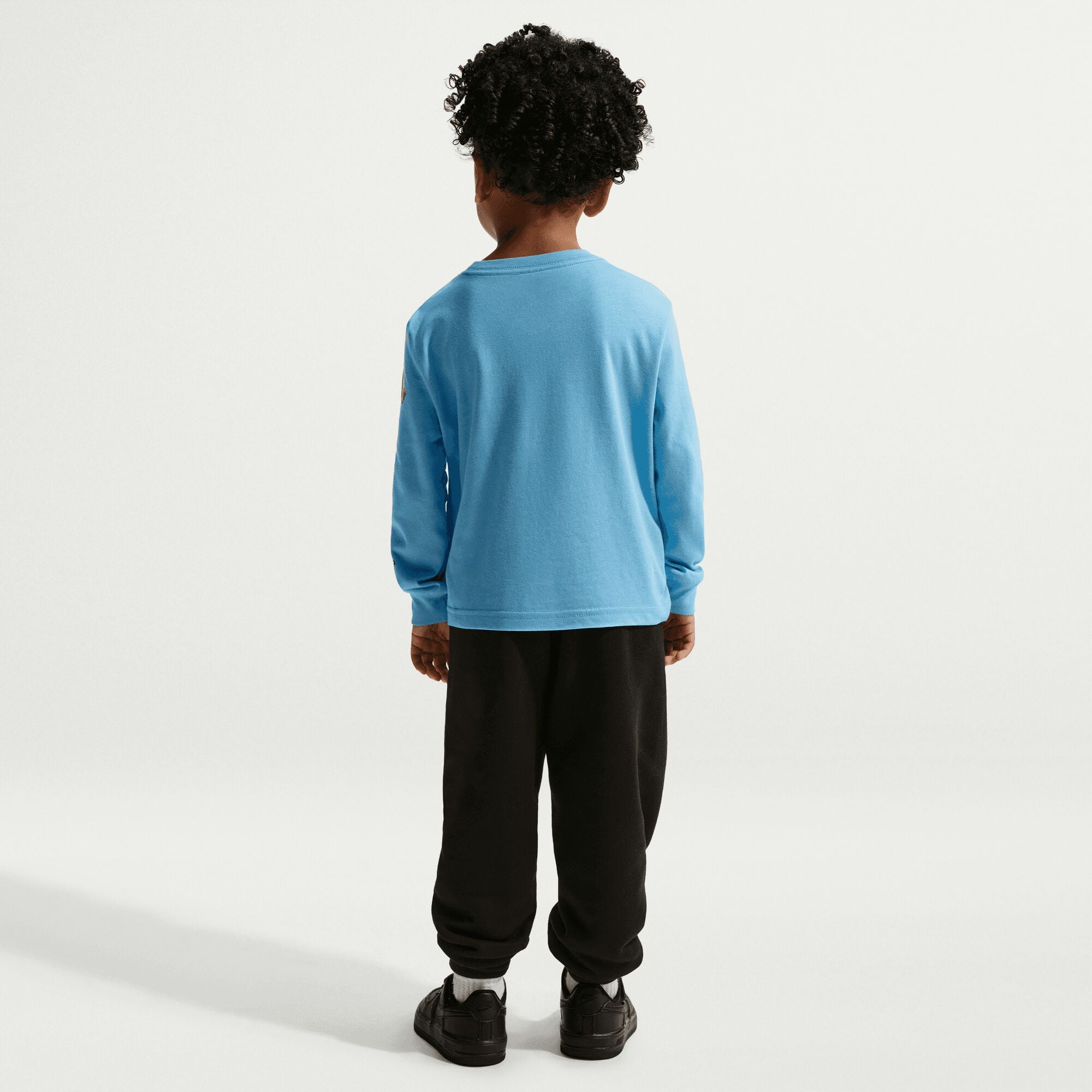 Nike image number 1