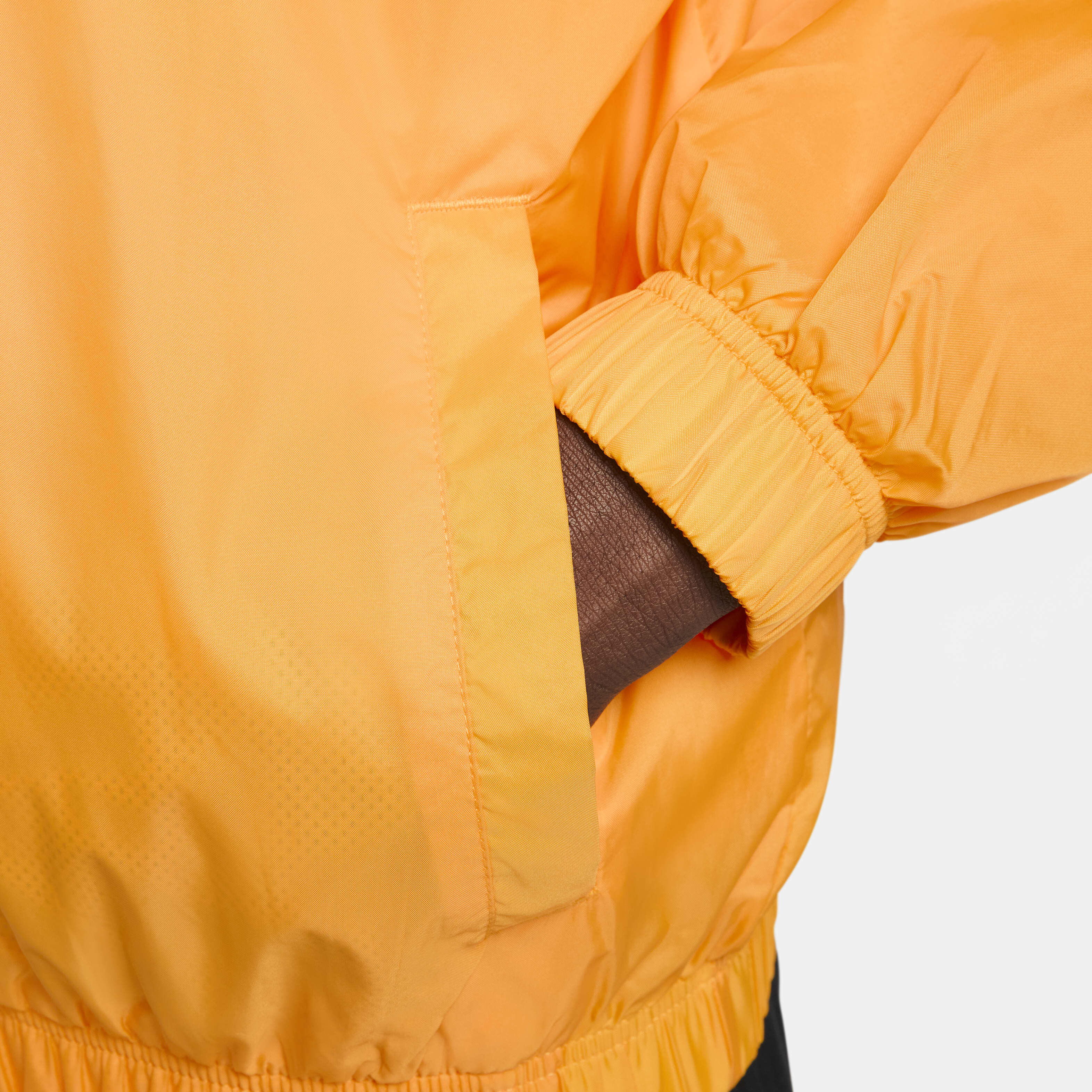 Nike Windrunner image number 4