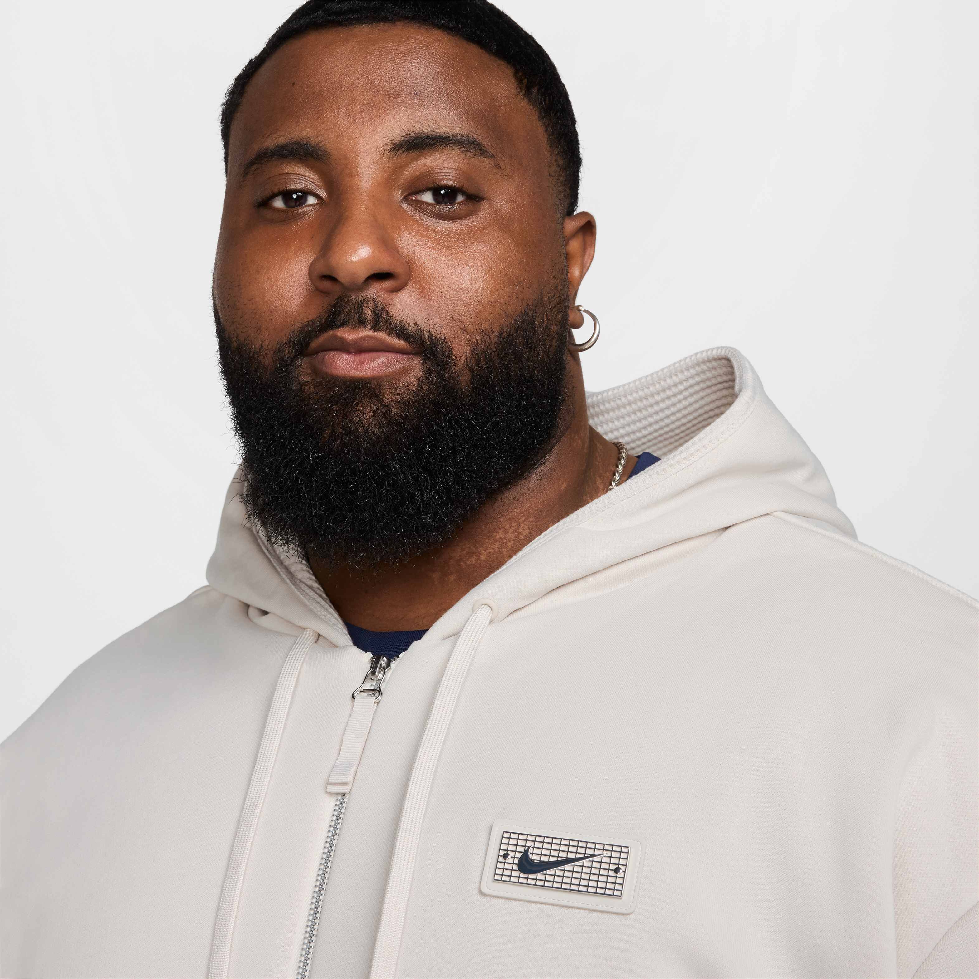 Devin Booker image number 13