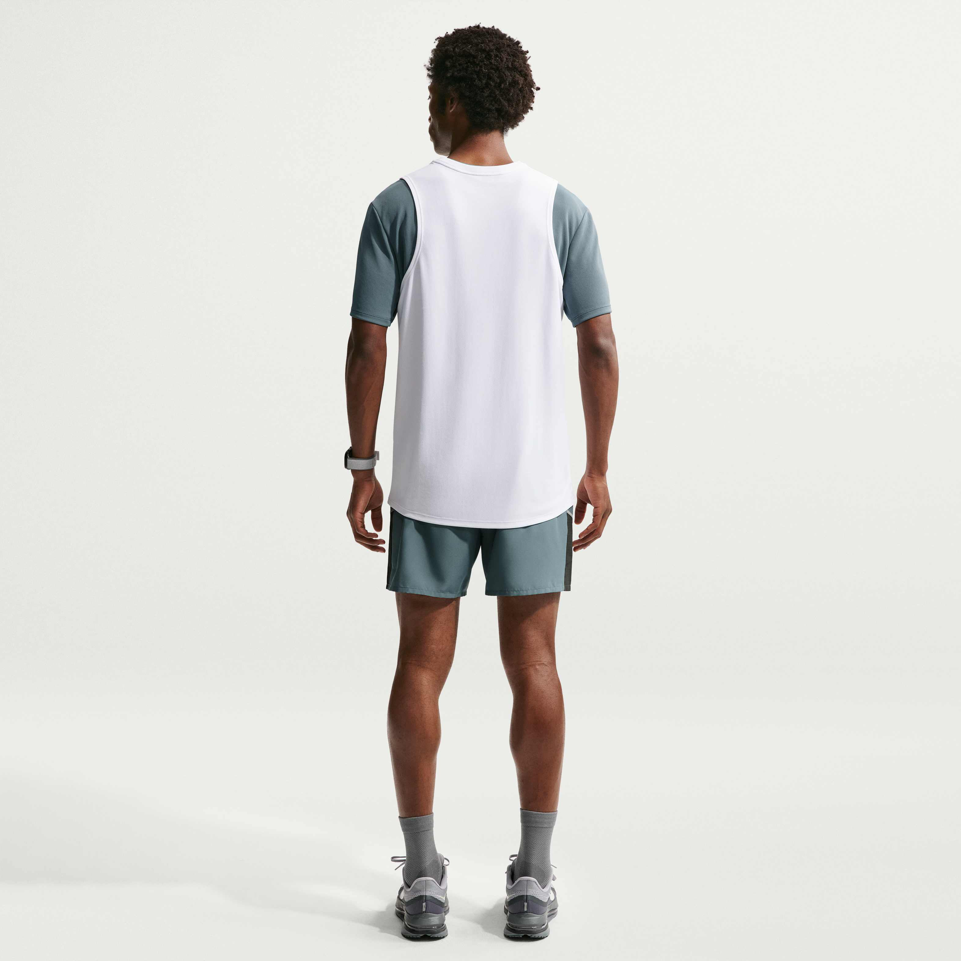 Nike Miler image number 4