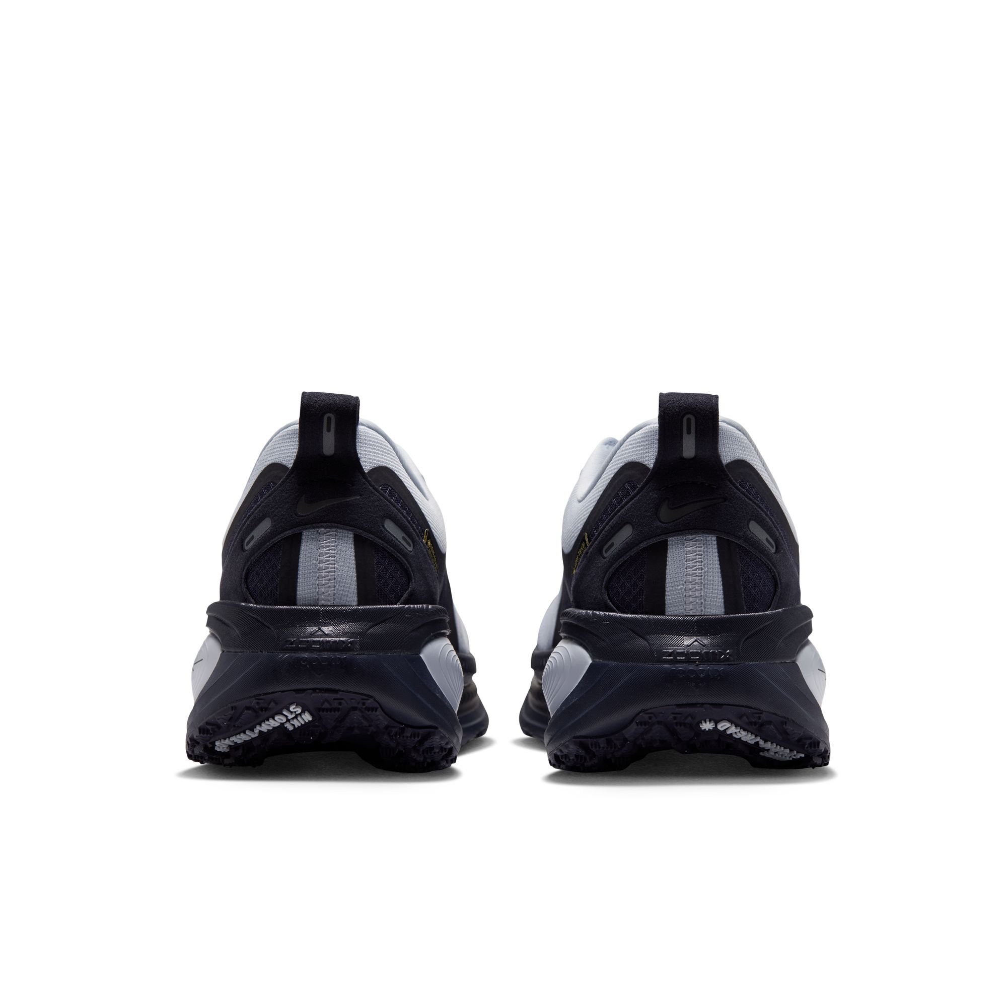 Nike Vomero 18 GORE-TEX image number 1