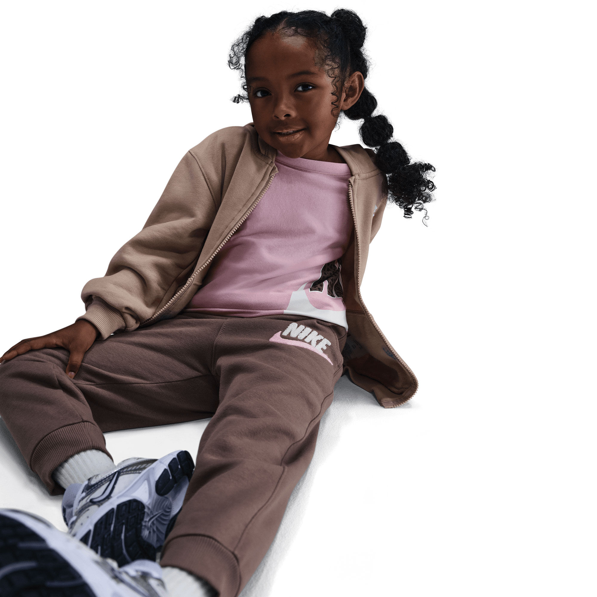 Nike Club image number 7