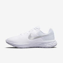 Nike Revolution 6