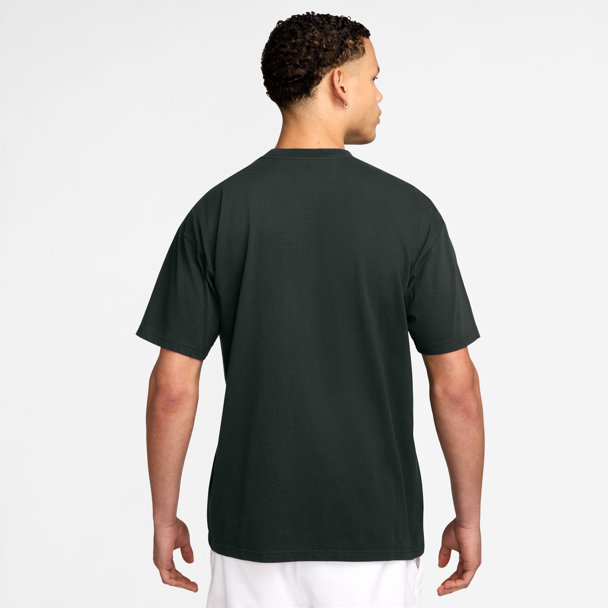 Nike image number 1