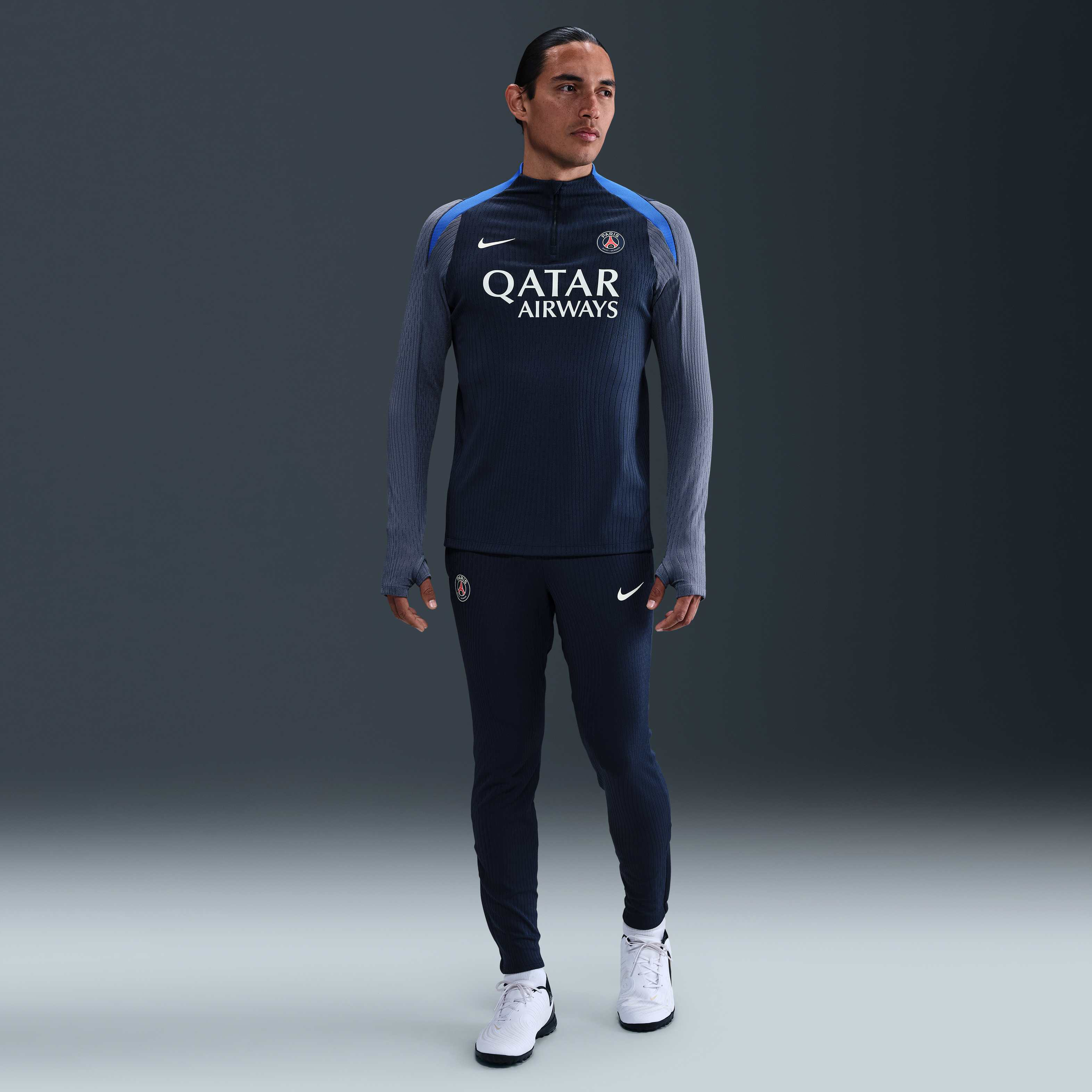 Paris Saint-Germain Strike Elite image number 3