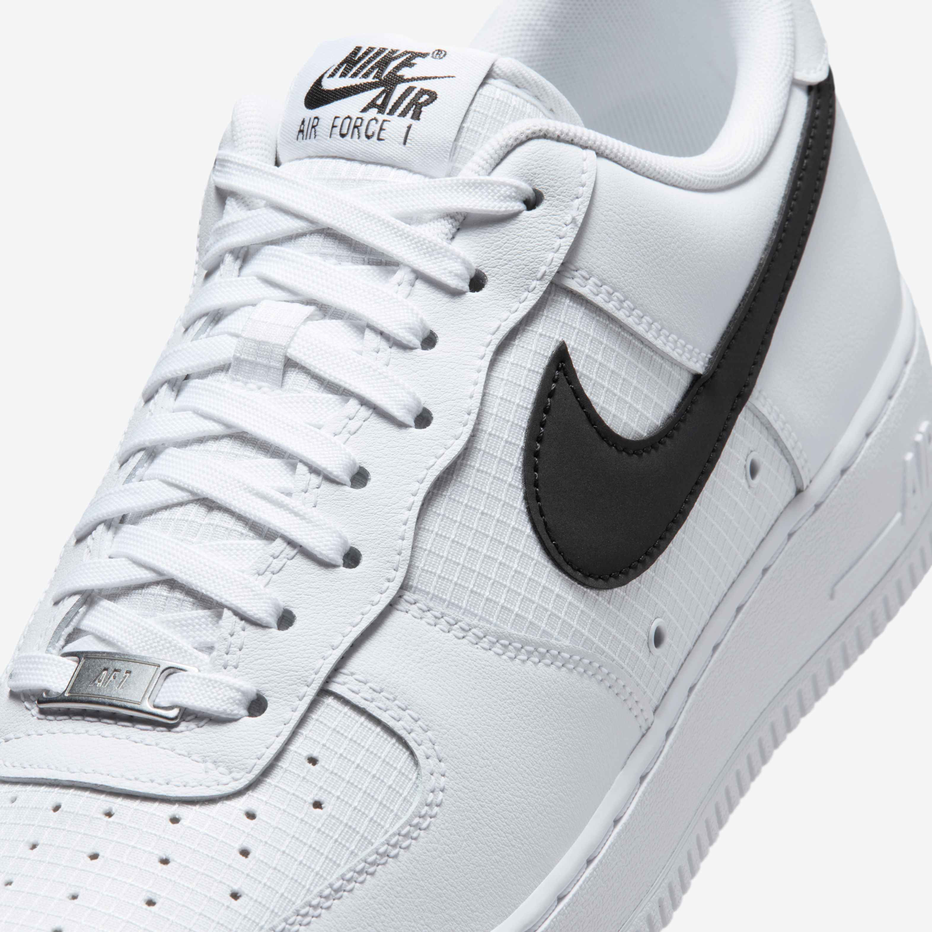 Nike Air Force 1 '07 LV8 image number 6
