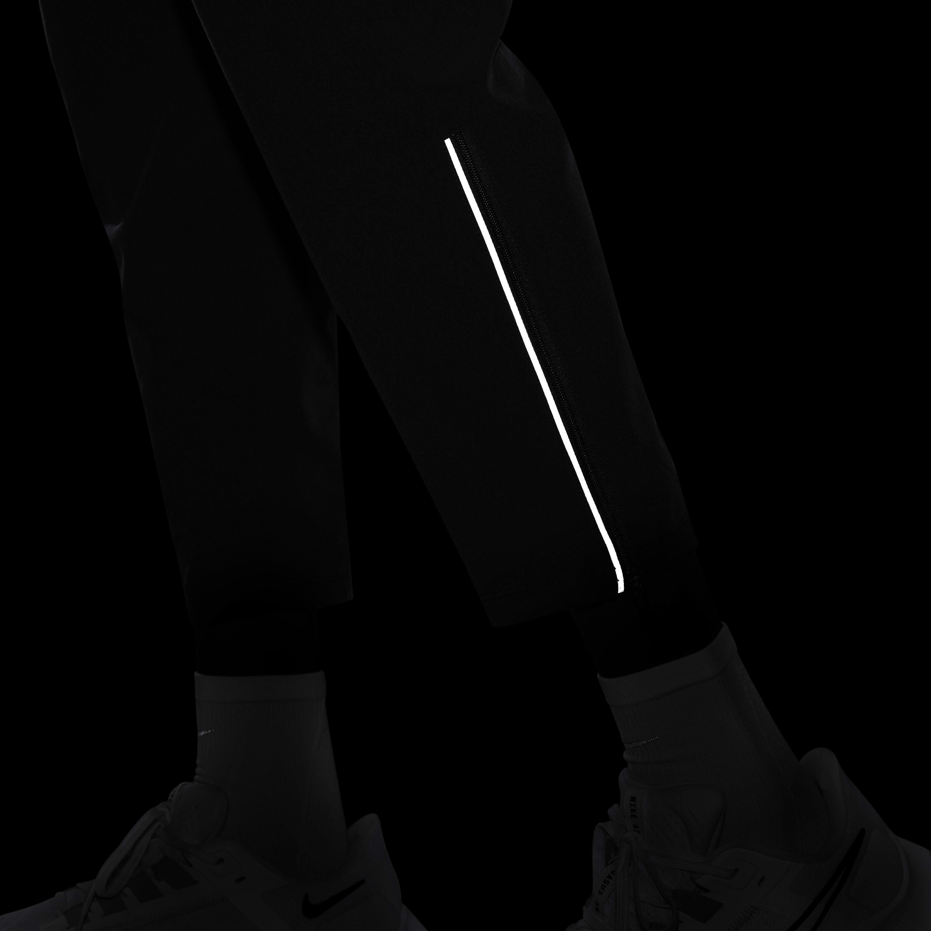 Nike Phenom image number 8