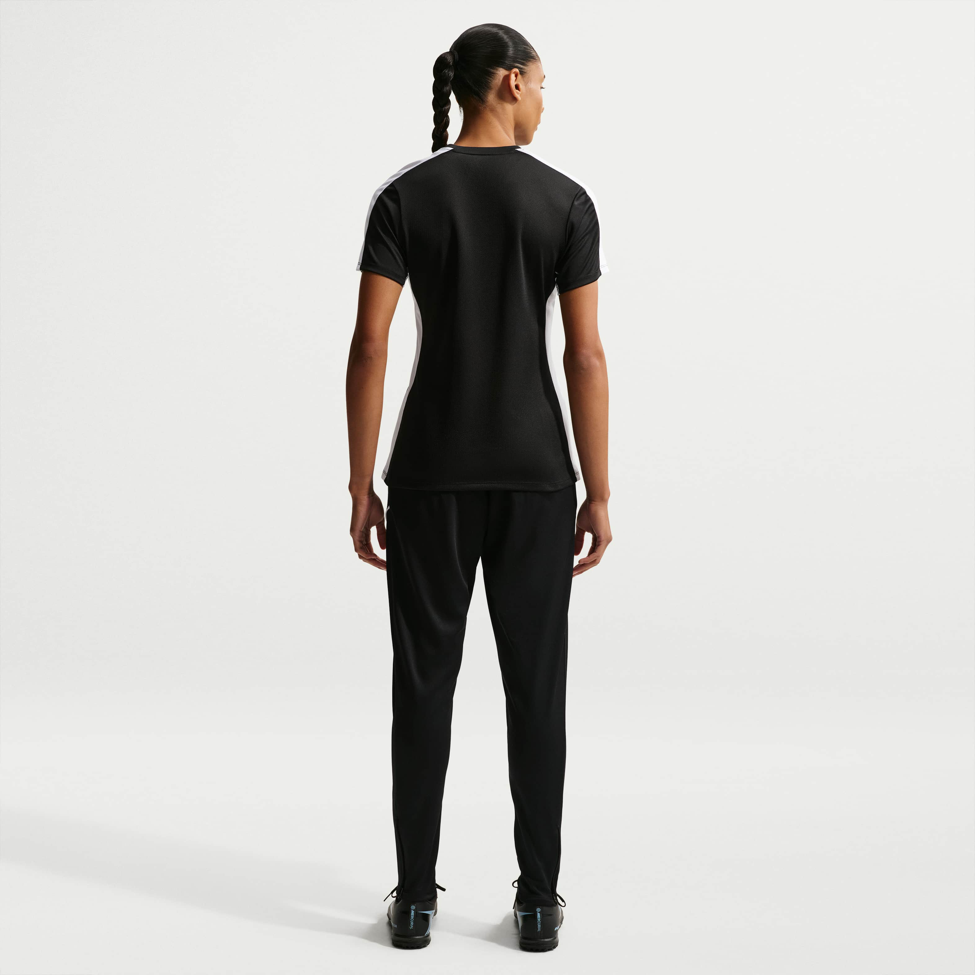 Nike Academy image number 4