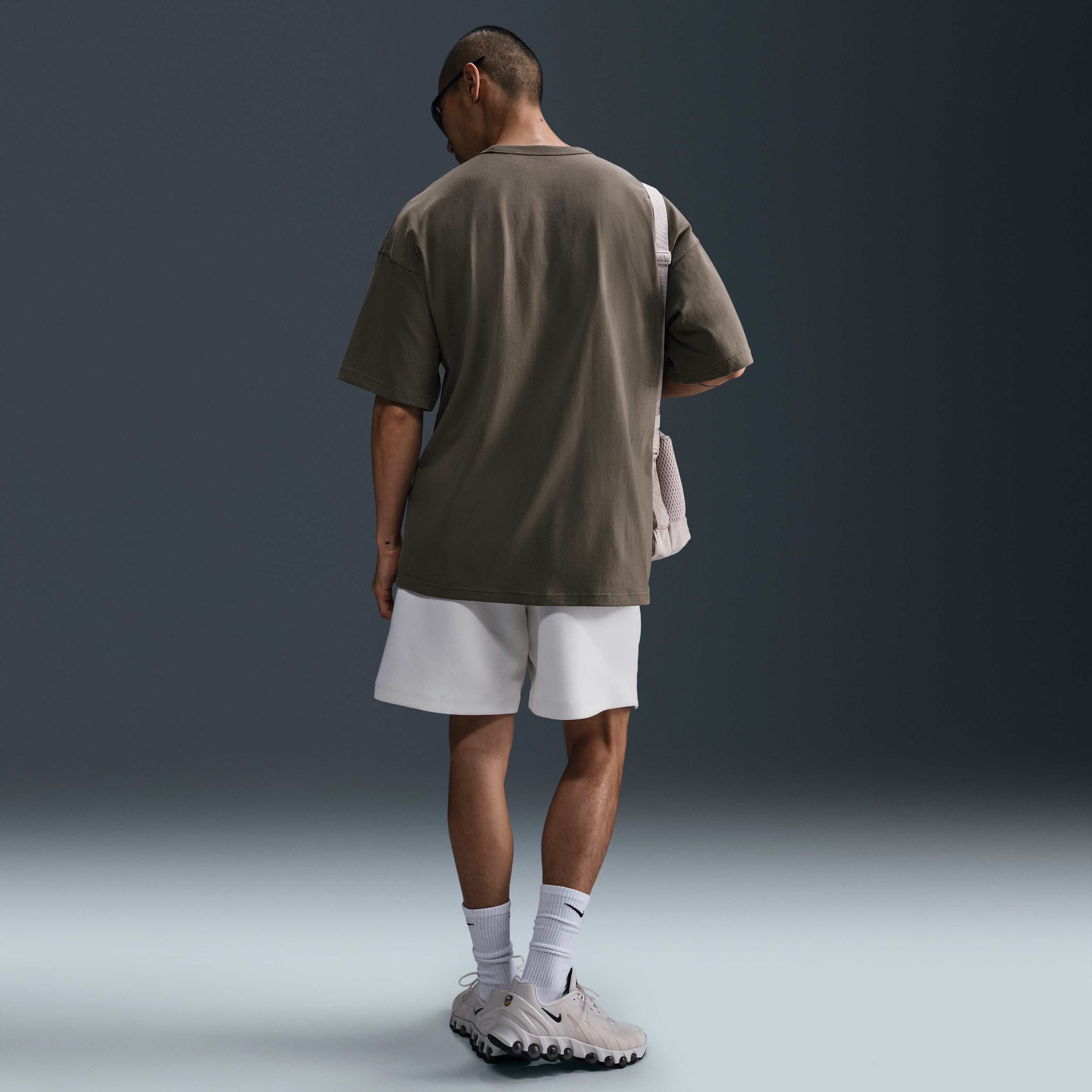 Nike Sportswear Premium Essentials image number 4