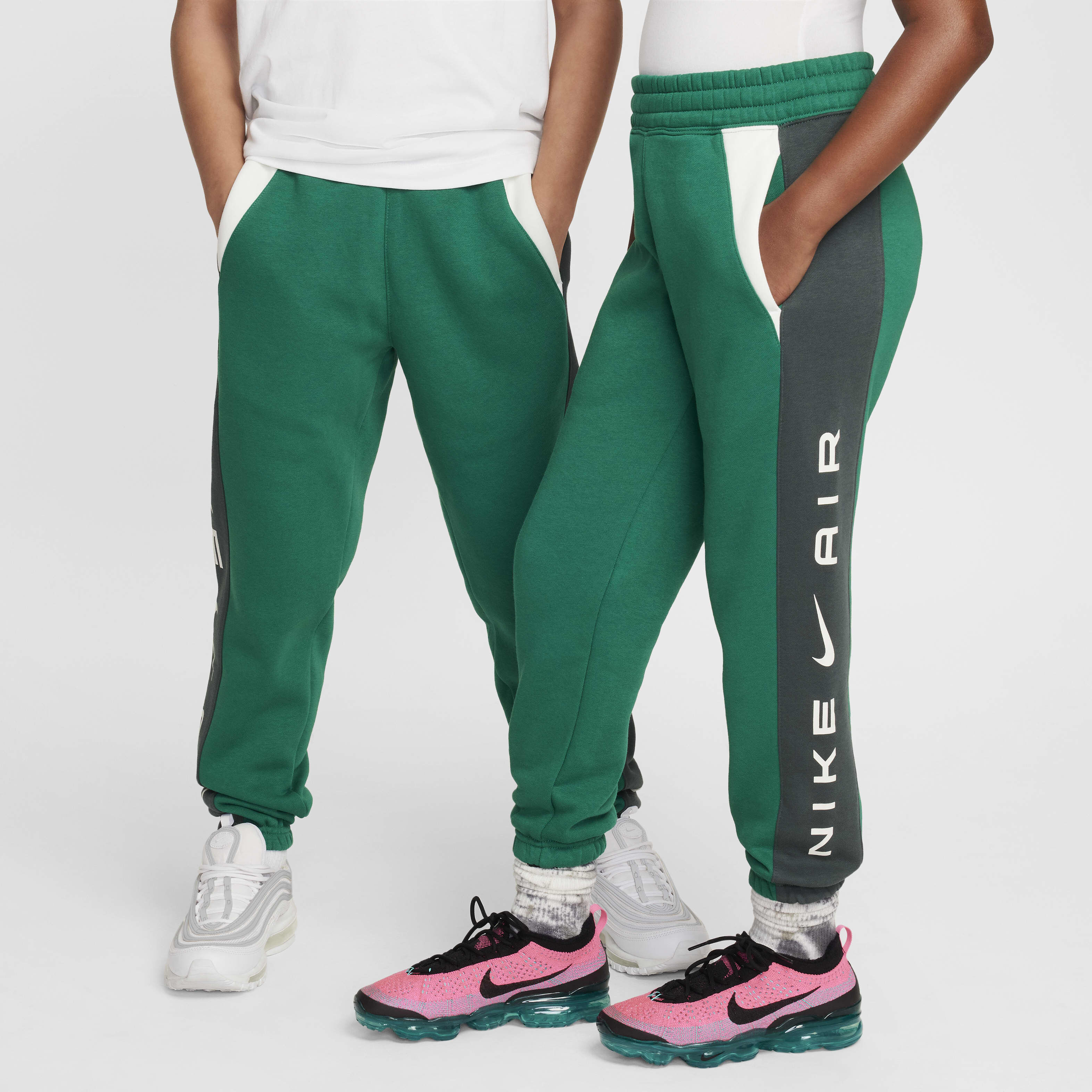 Nike air track pants junior outlet