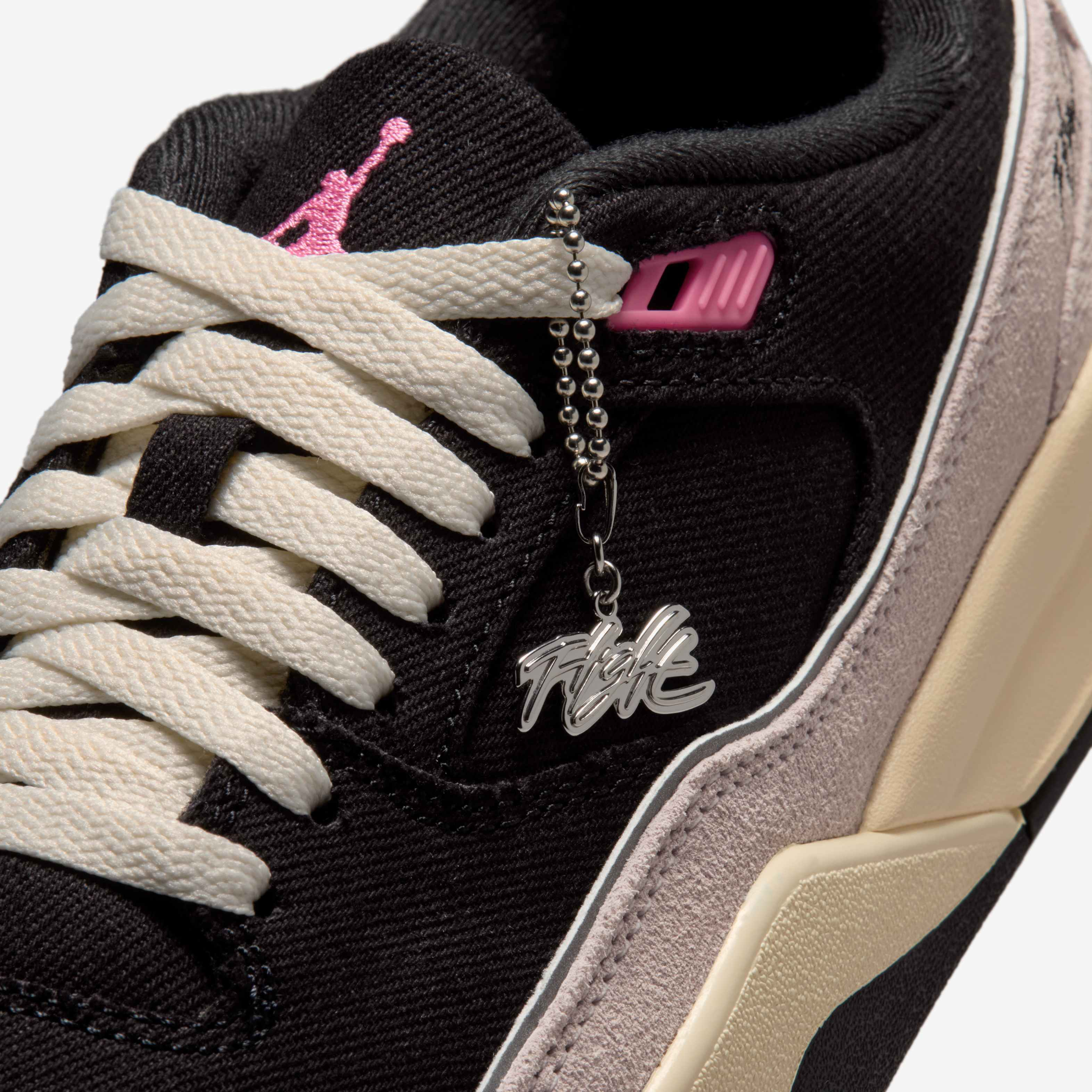 Jordan Flight Court SE image number 9