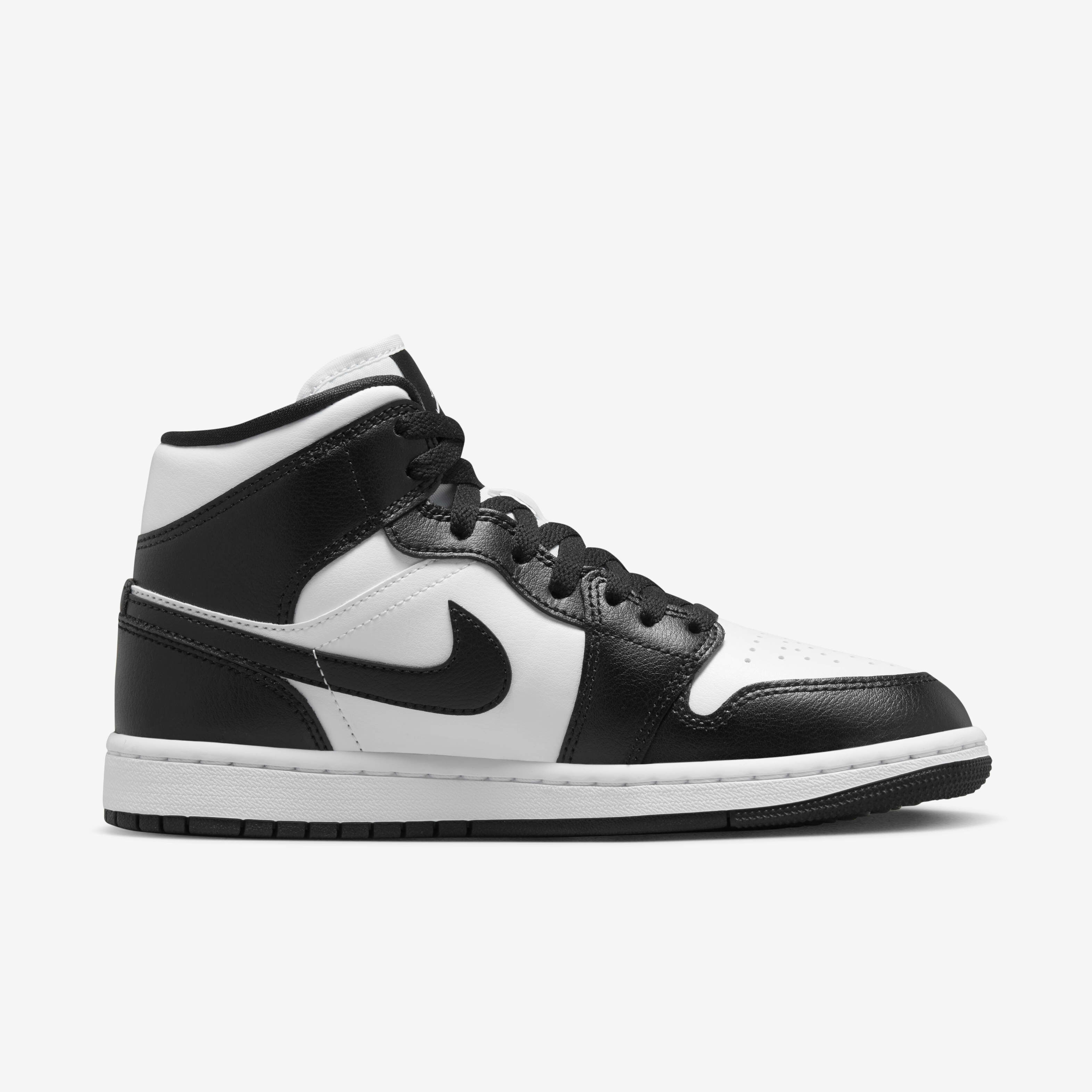 Buy Air Jordan 1 Mid Women s Shoes Nike UAE Official